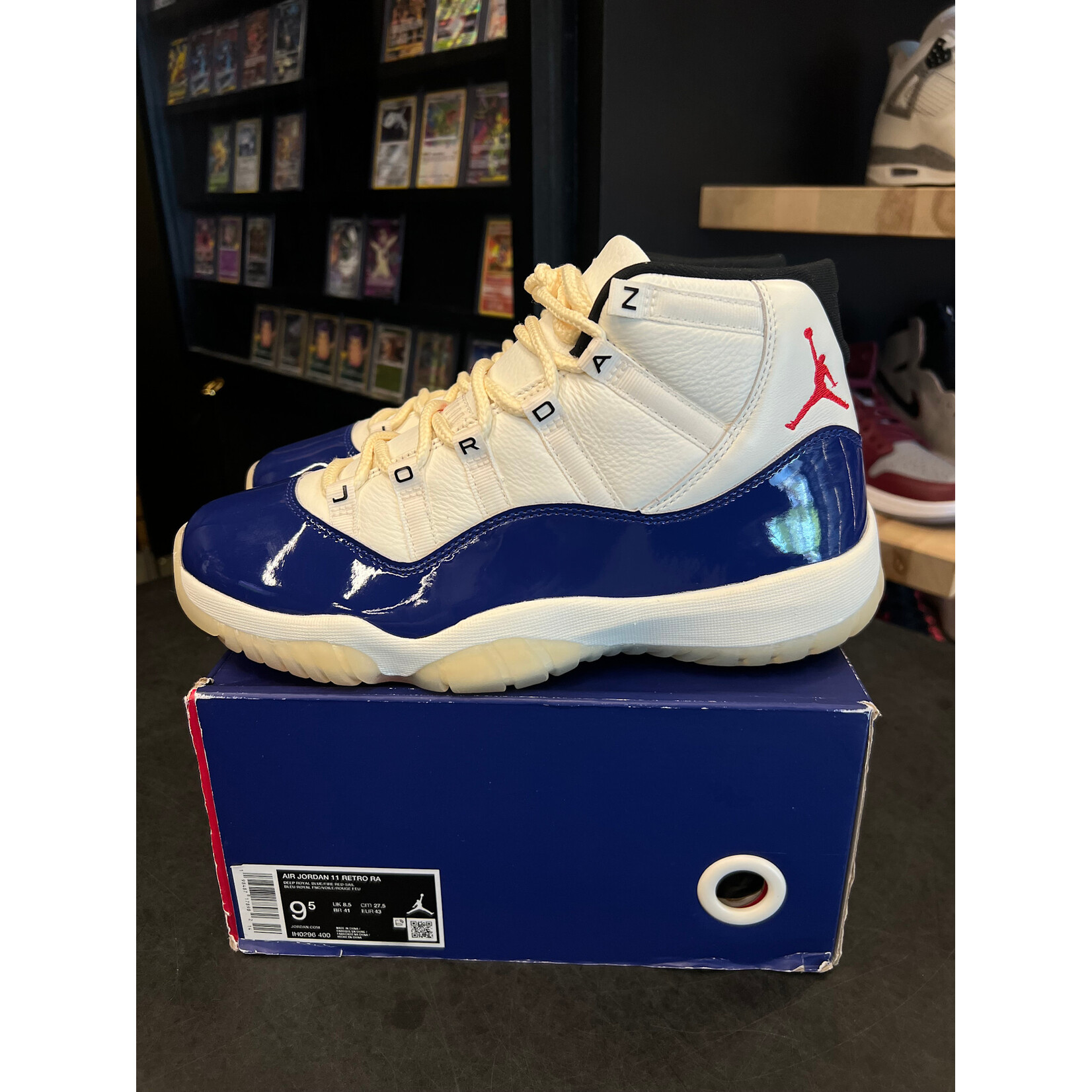 Jordan Jordan 11 Retro Rare Air Size 9.5, PREOWNED