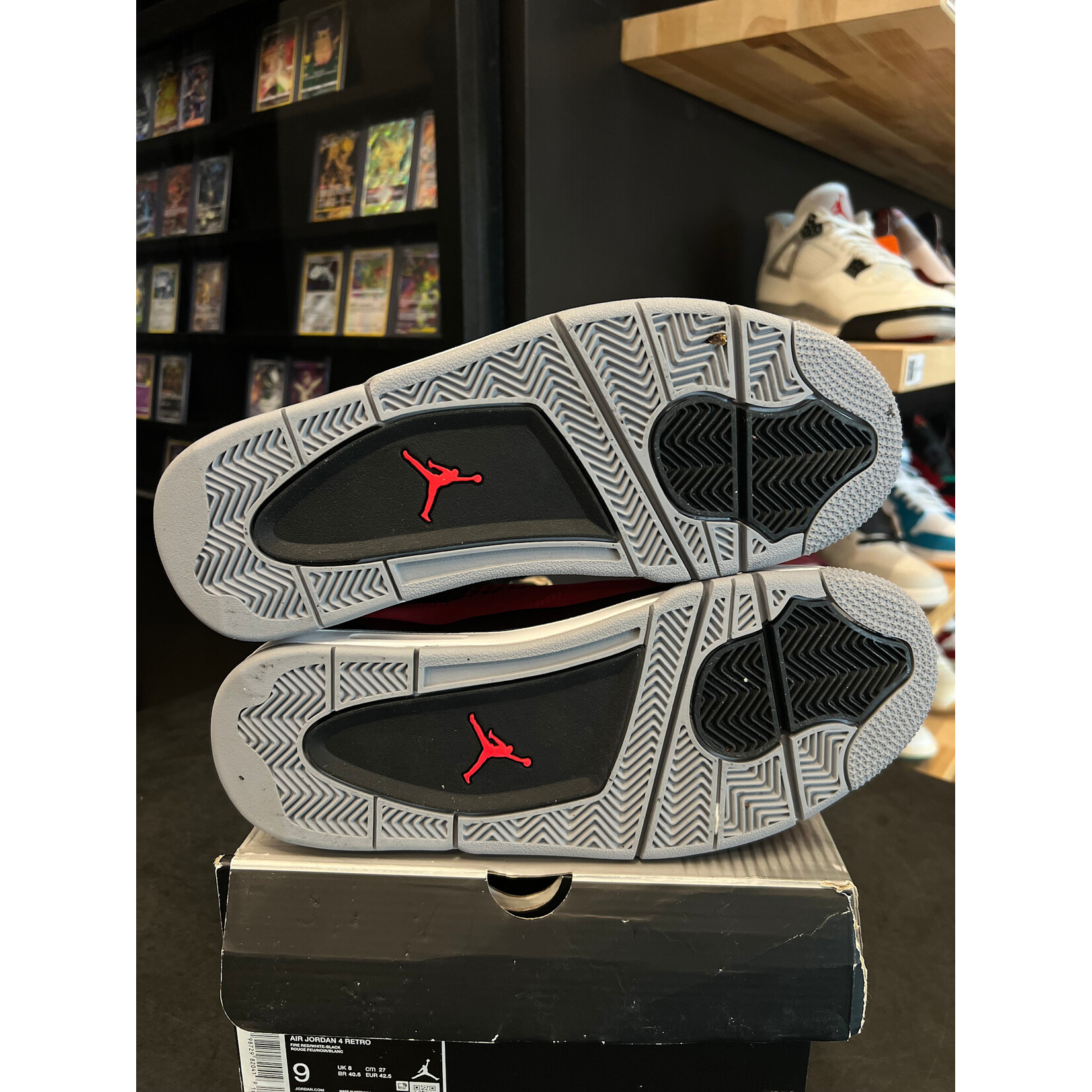 Jordan Jordan 4 Retro Toro Bravo (2026) Size 9, PREOWNED