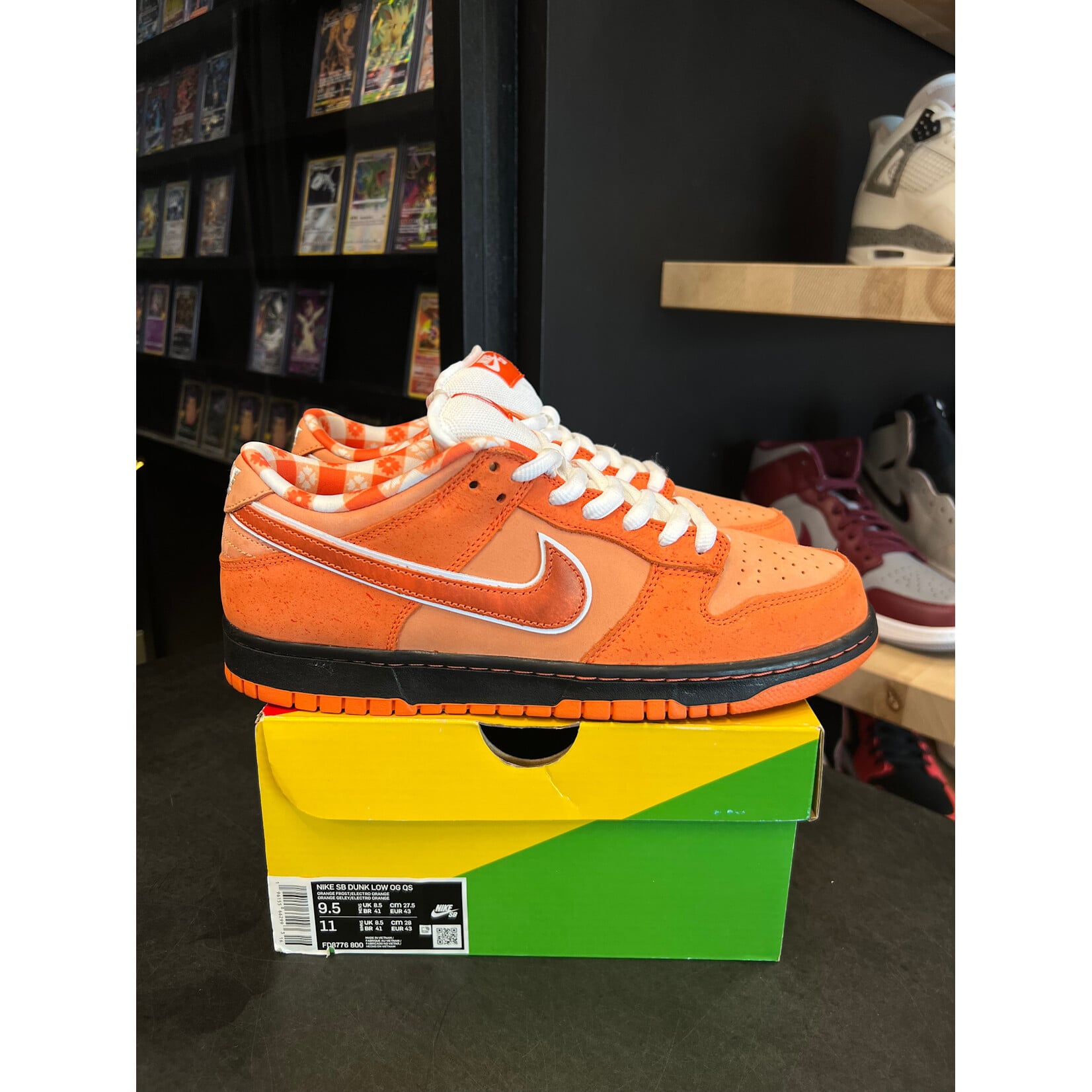 Nike Nike SB Dunk Low Concepts Orange Lobster Size 9.5, PREOWNED
