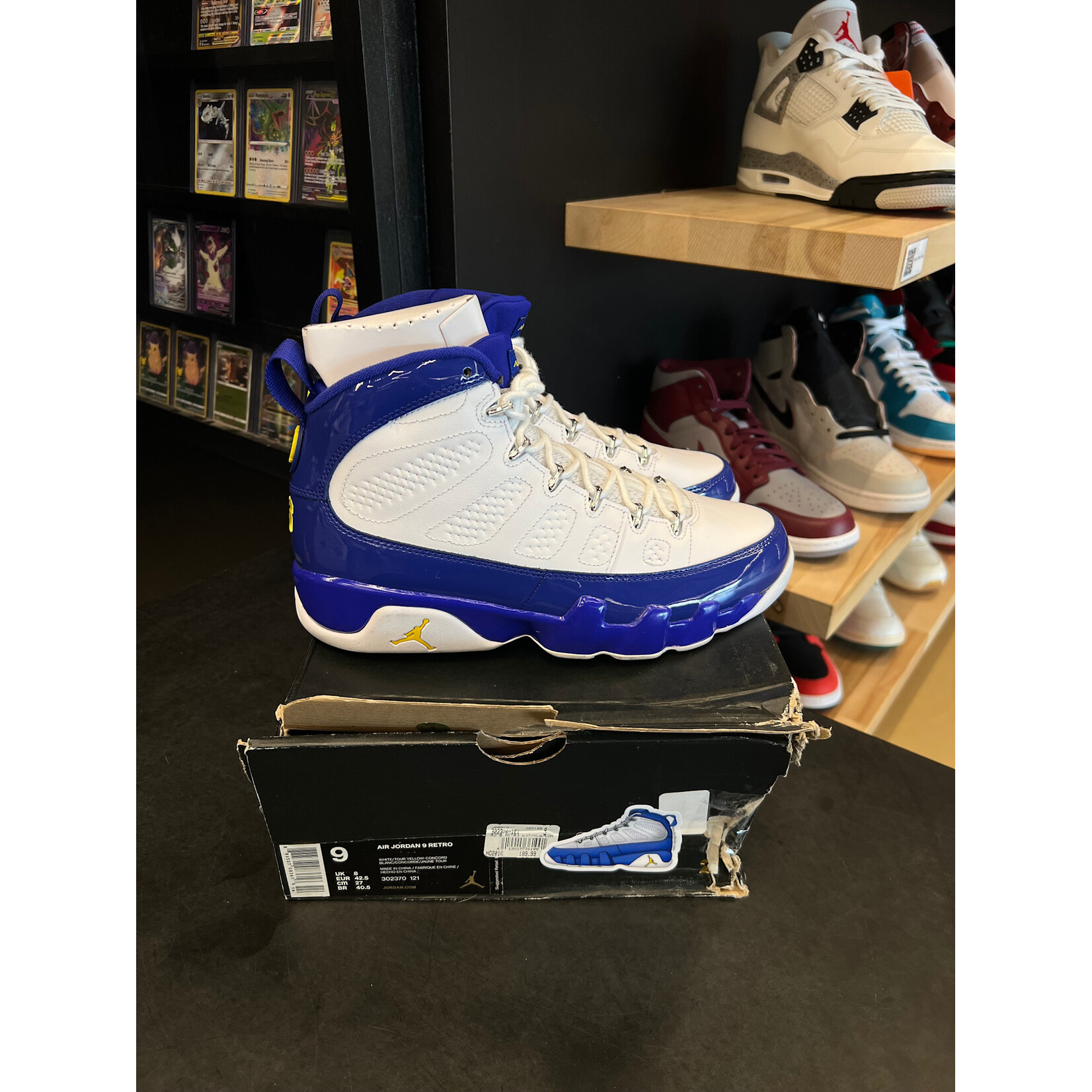Jordan Jordan 9 Retro Kobe Bryant PE Size 9, PREOWNED