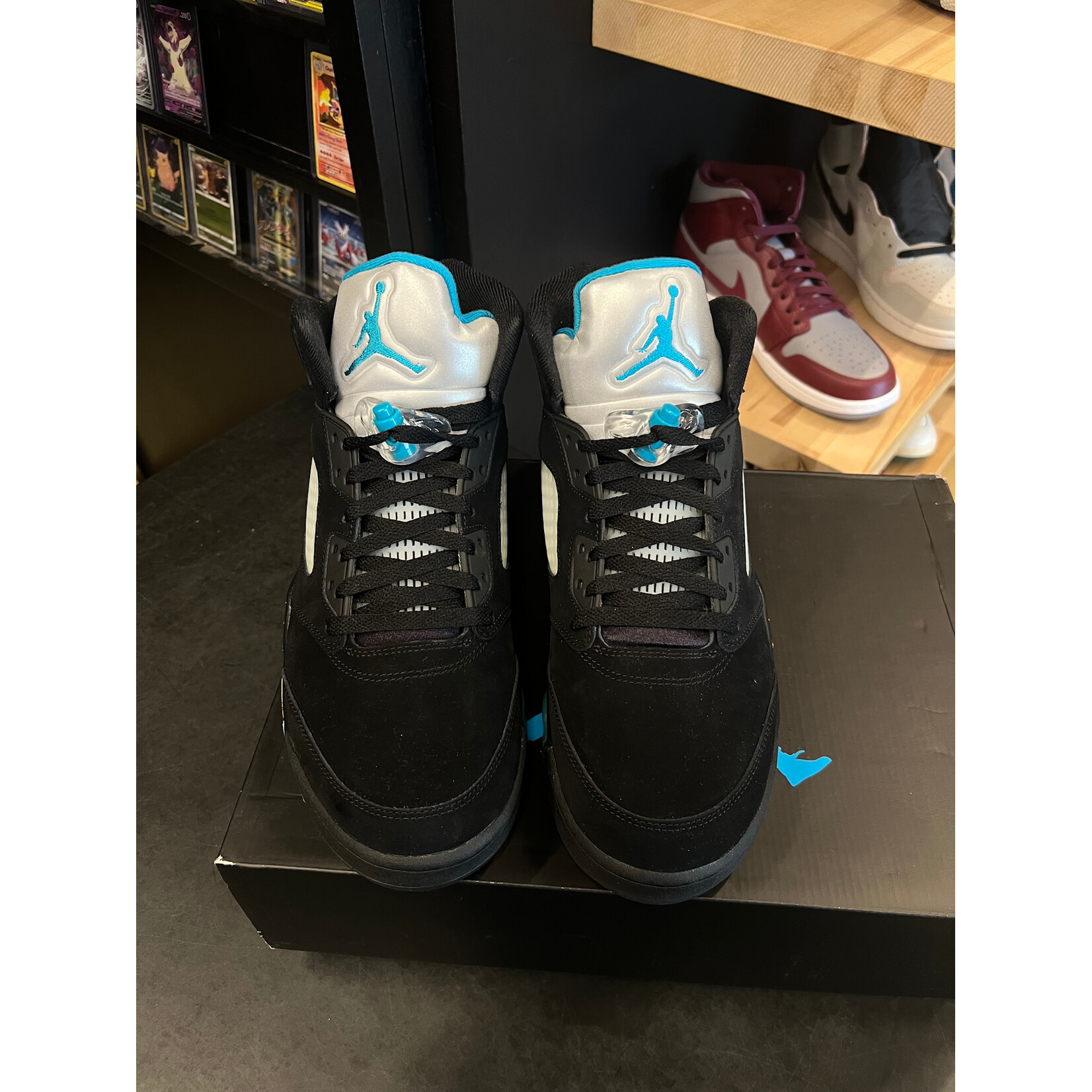 Jordan Jordan 5 Retro Aqua Size 11, PREOWNED
