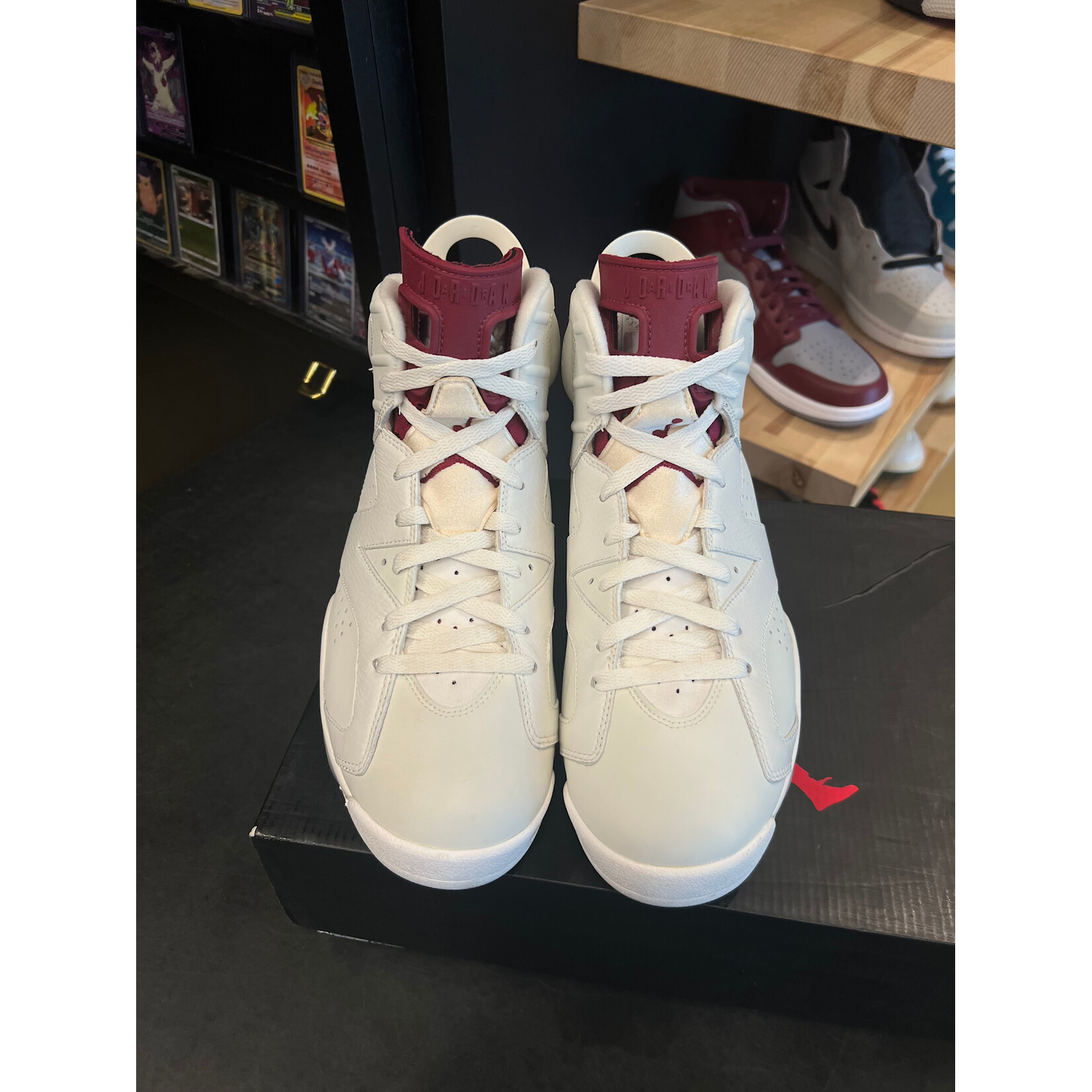 Jordan Jordan 6 Retro Maroon (2015) Size 10.5, PREOWNED