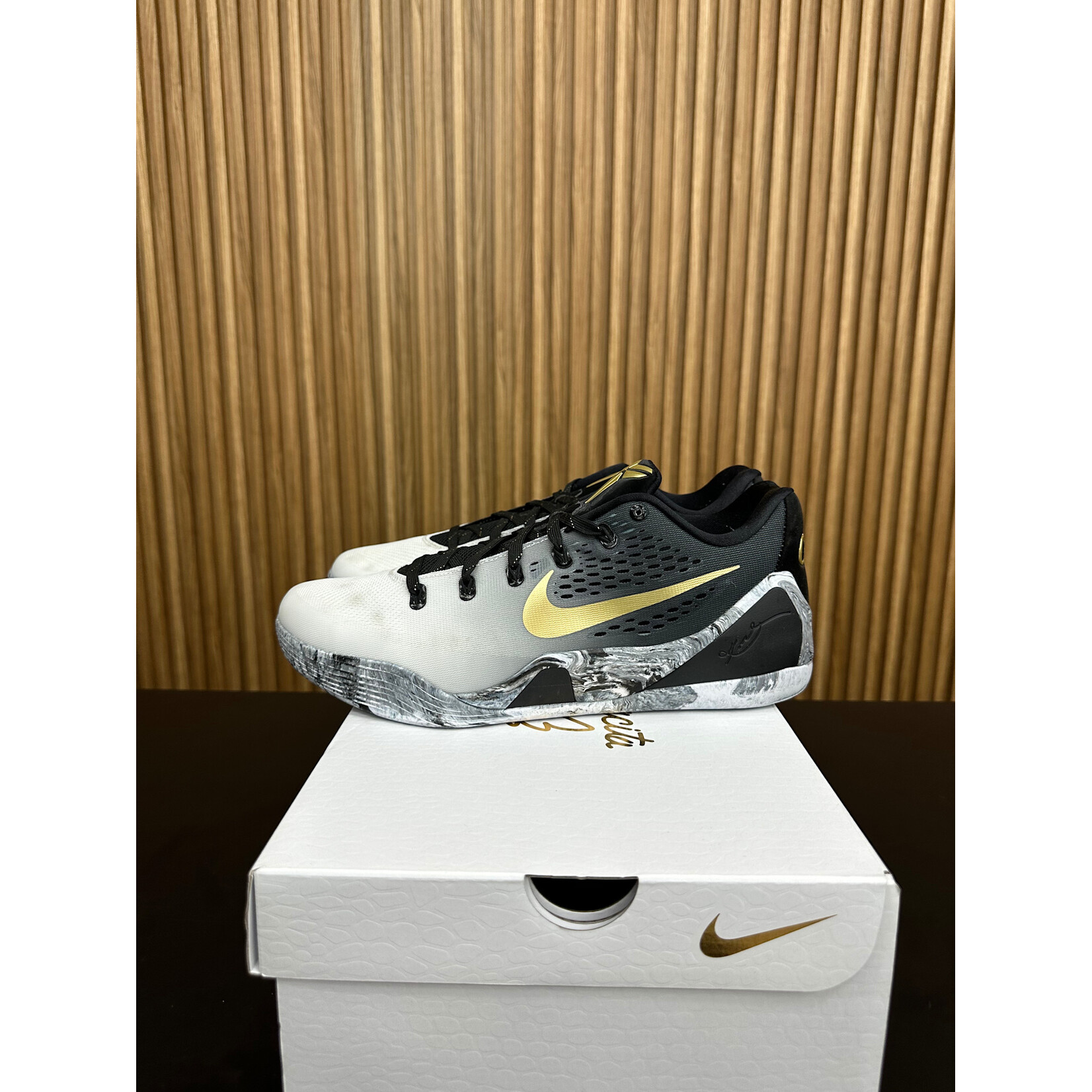 Nike Nike Kobe 9 EM Low Protro Mambacita Size 11.5, PREOWNED
