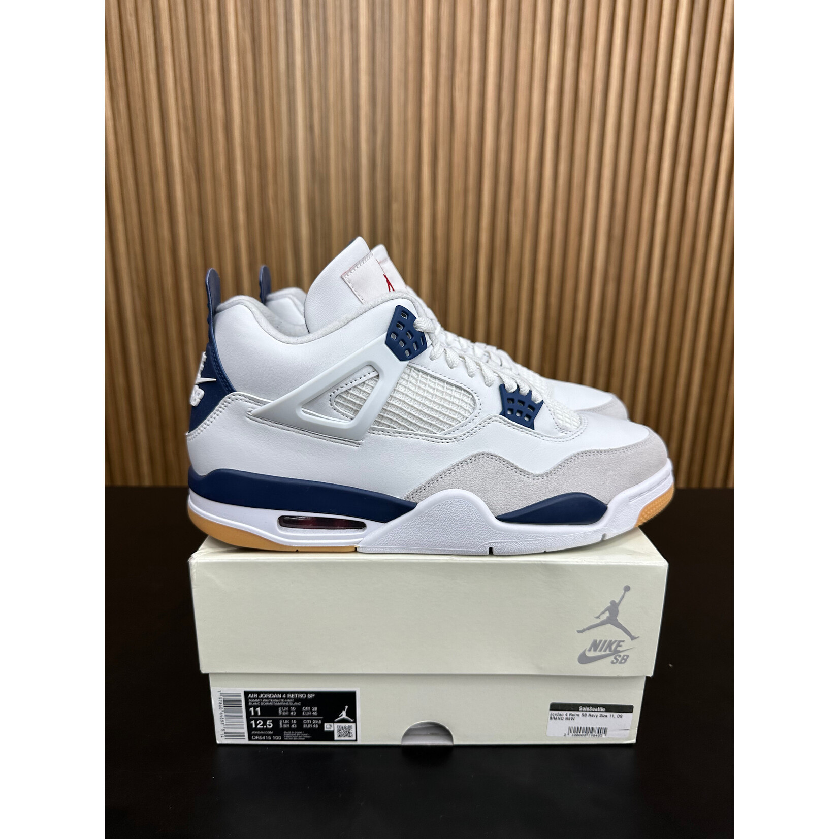 Jordan Jordan 4 Retro SB Navy Size 11, PREOWNED
