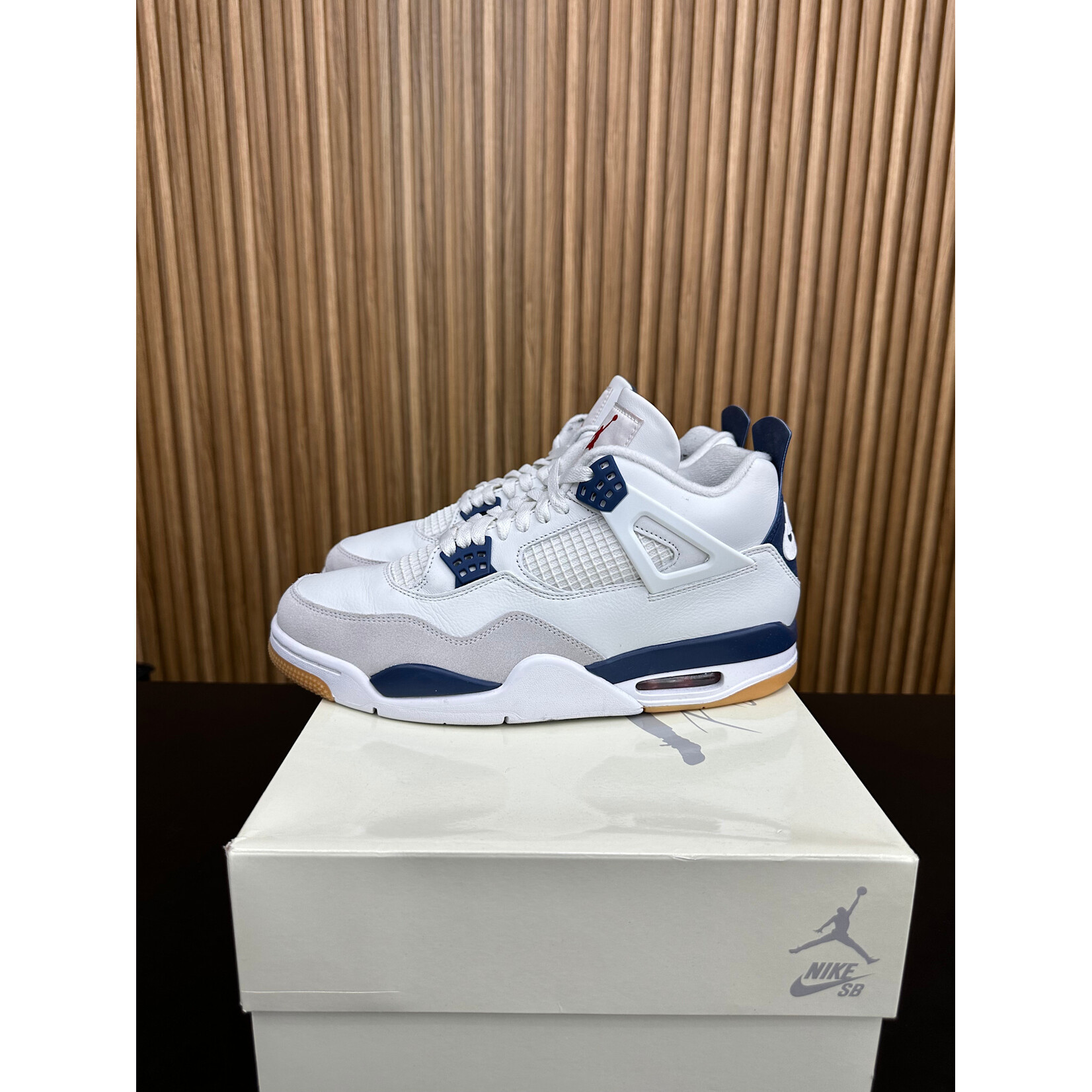 Jordan Jordan 4 Retro SB Navy Size 11, PREOWNED