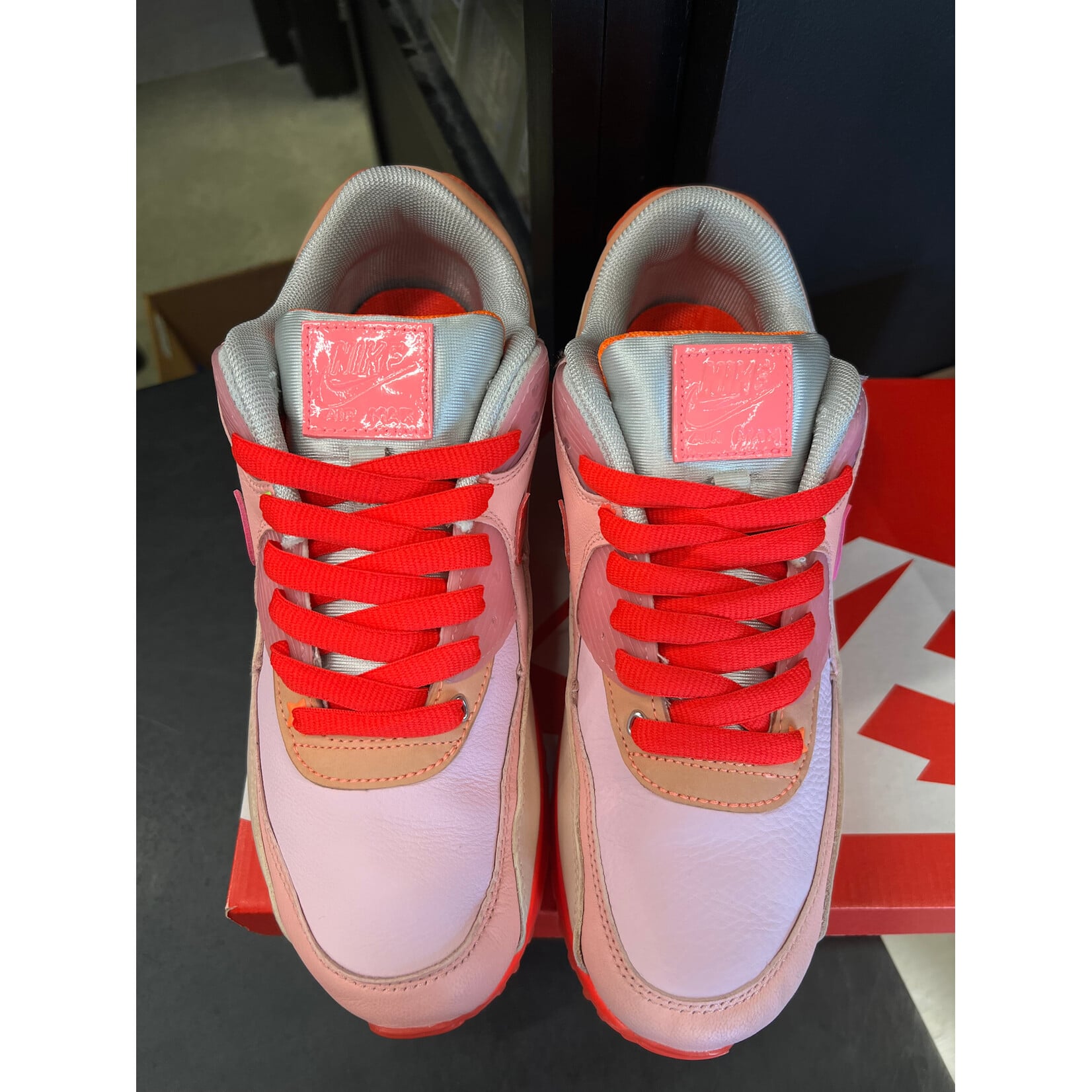 Nike Nike Air Max 90 PRM Platinum Crimson/Bright Purple (Women's) Size 11W, PREOWNED