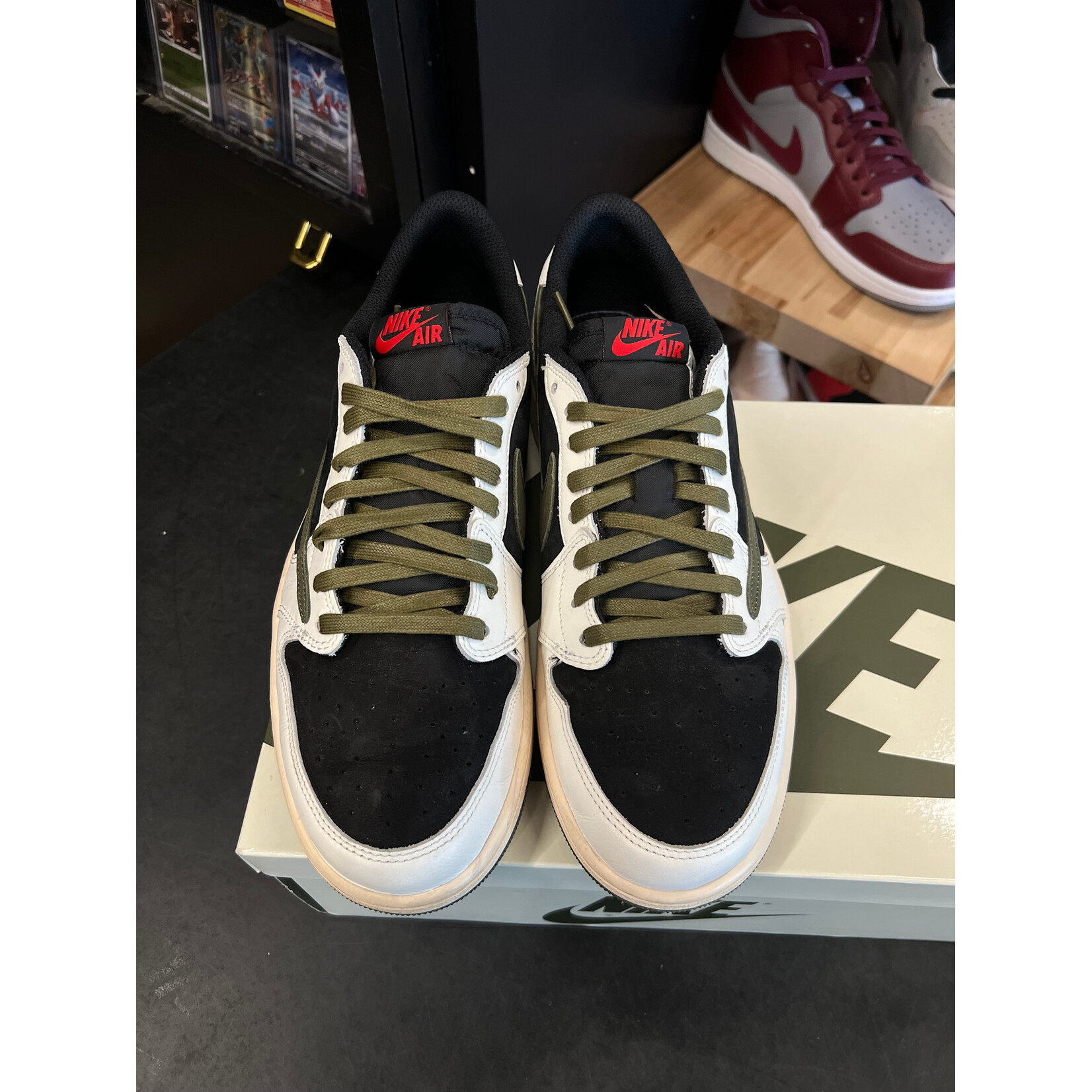 Jordan Jordan 1 Retro Low OG SP Travis Scott Olive (Women's) Size 11.5W, PREOWNED