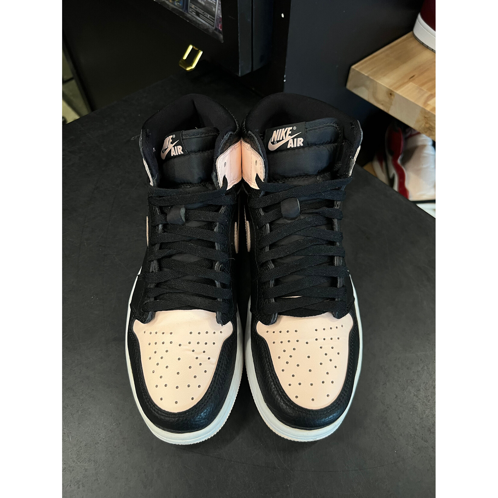 Jordan Jordan 1 Retro High Black Crimson Tint Size 8.5, PREOWNED