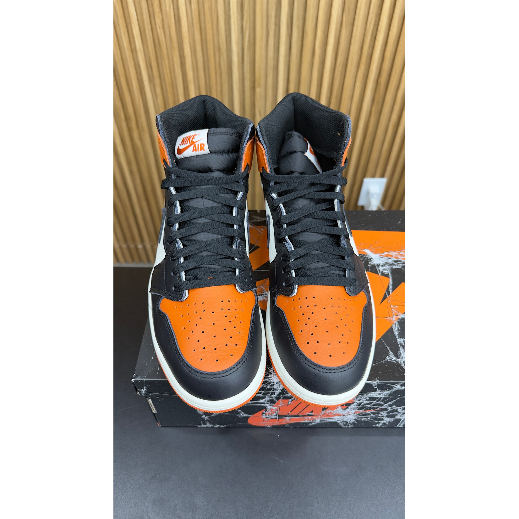 Jordan Jordan 1 Retro High OG Shattered Backboard (2025) Size 13, PREOWNED