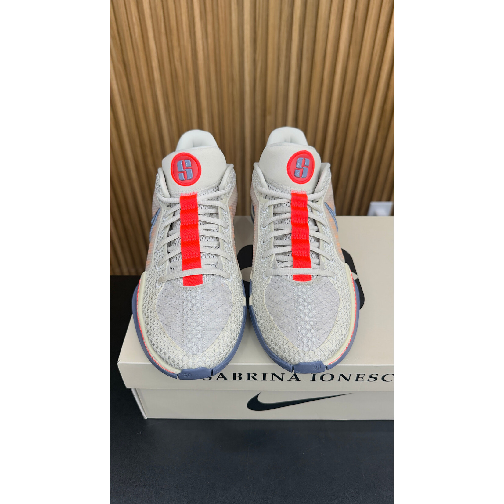Nike Nike Sabrina 1 Grounded (Women's) Size 10W, PREOWNED