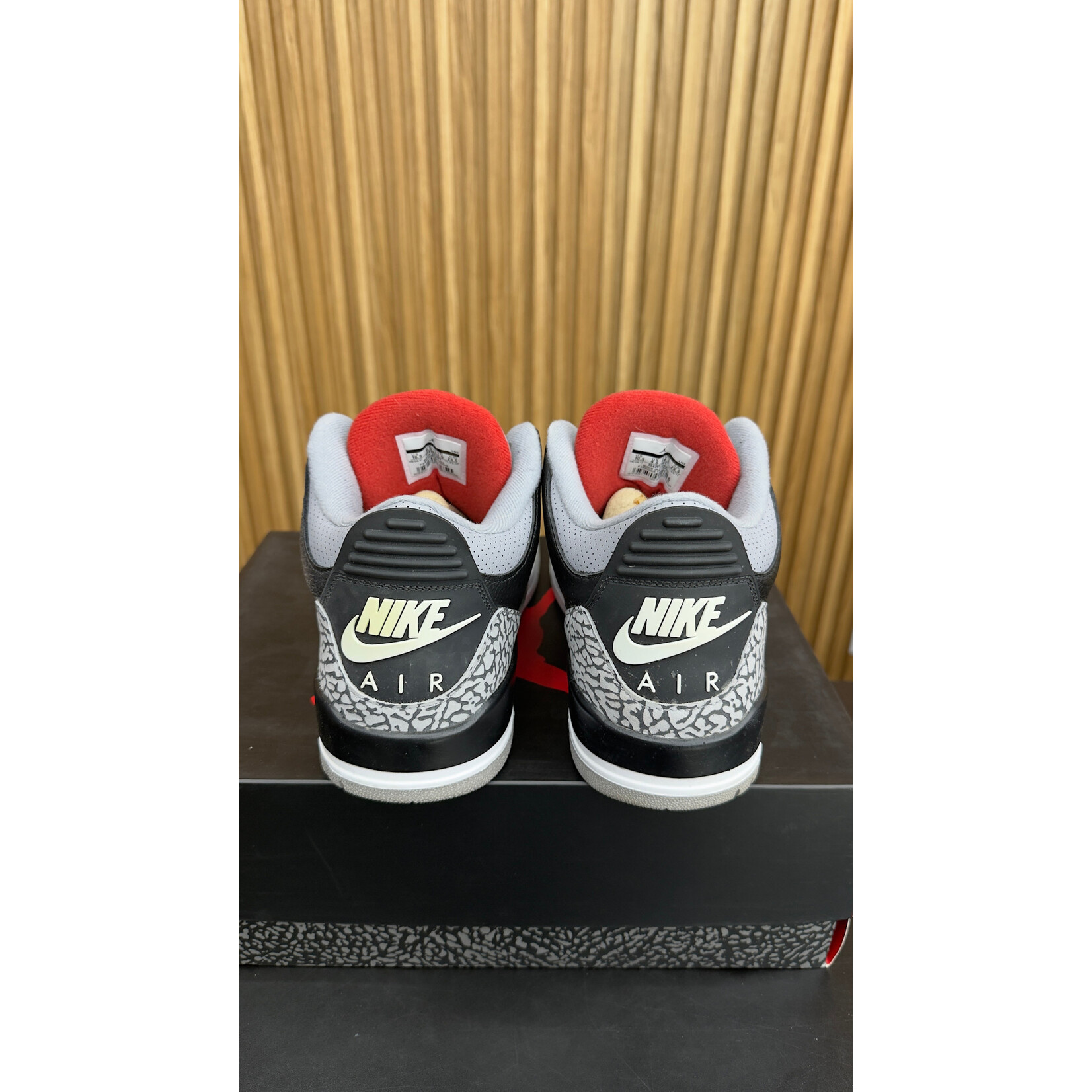Jordan Jordan 3 Retro Black Cement (2018) Size 10.5, PREOWNED