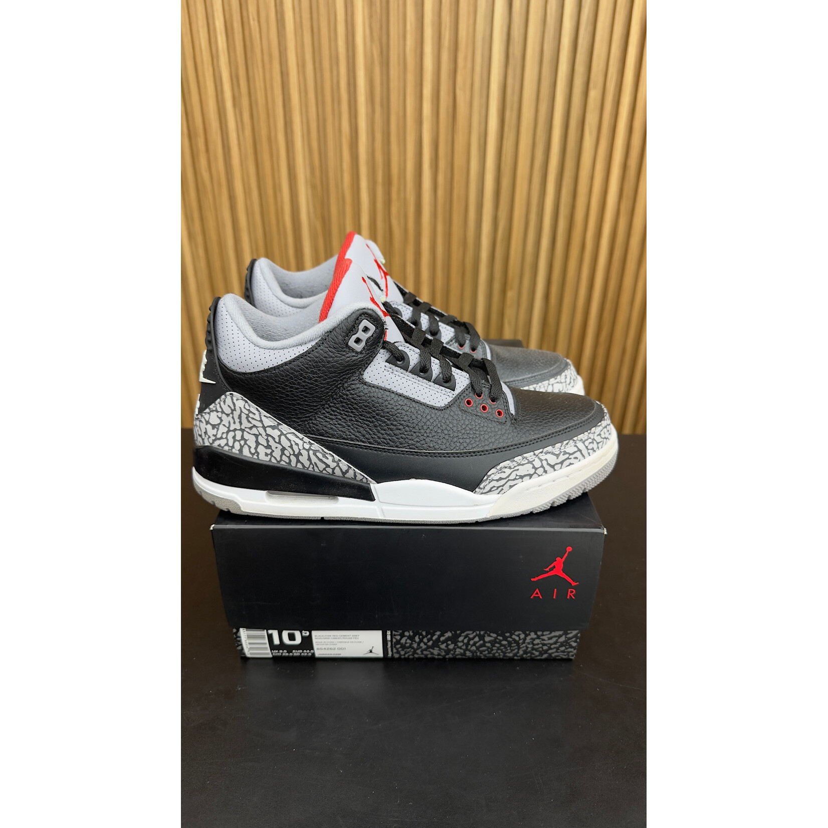 Jordan Jordan 3 Retro Black Cement (2018) Size 10.5, PREOWNED