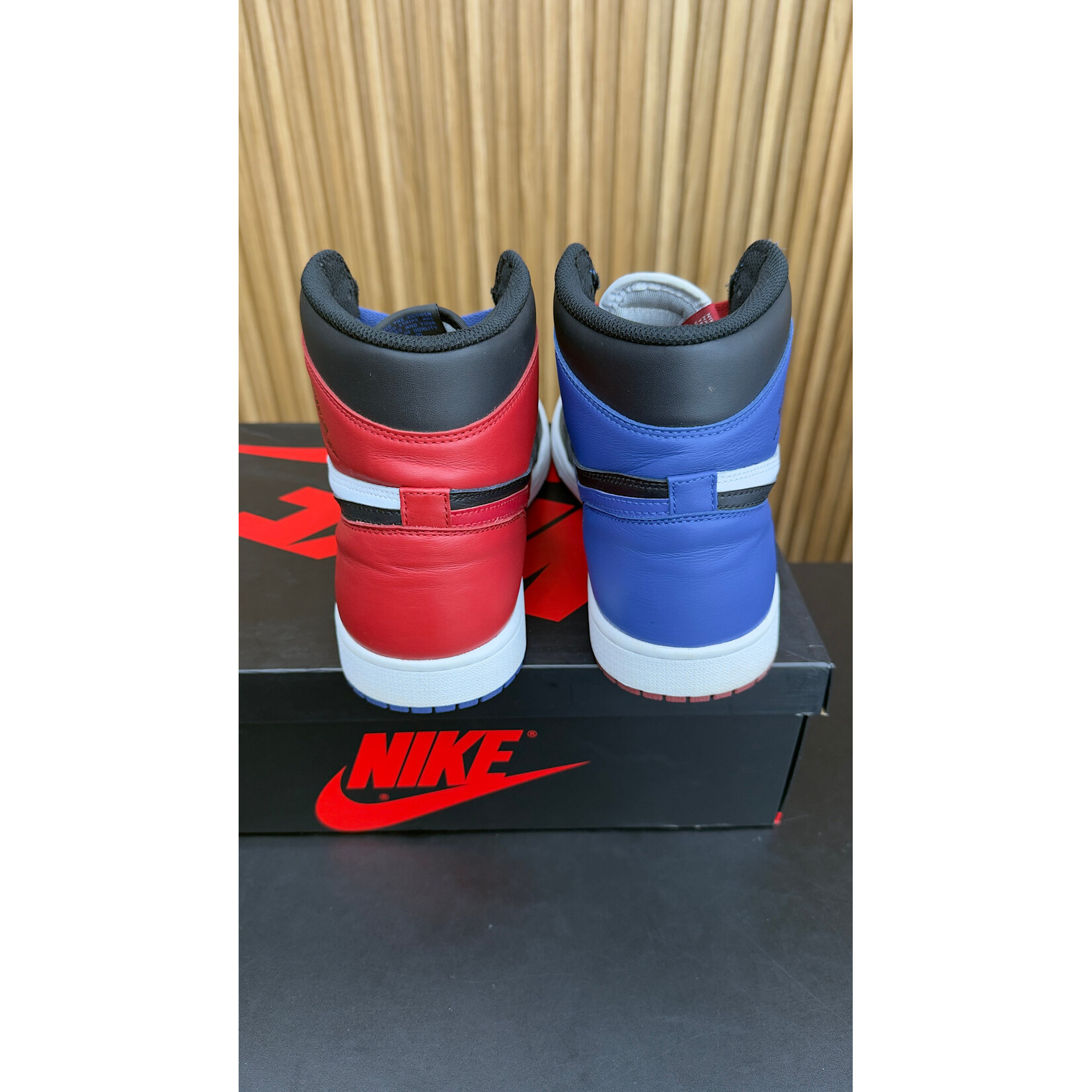 Jordan Jordan 1 Retro Top 3 Size 10.5, PREOWNED