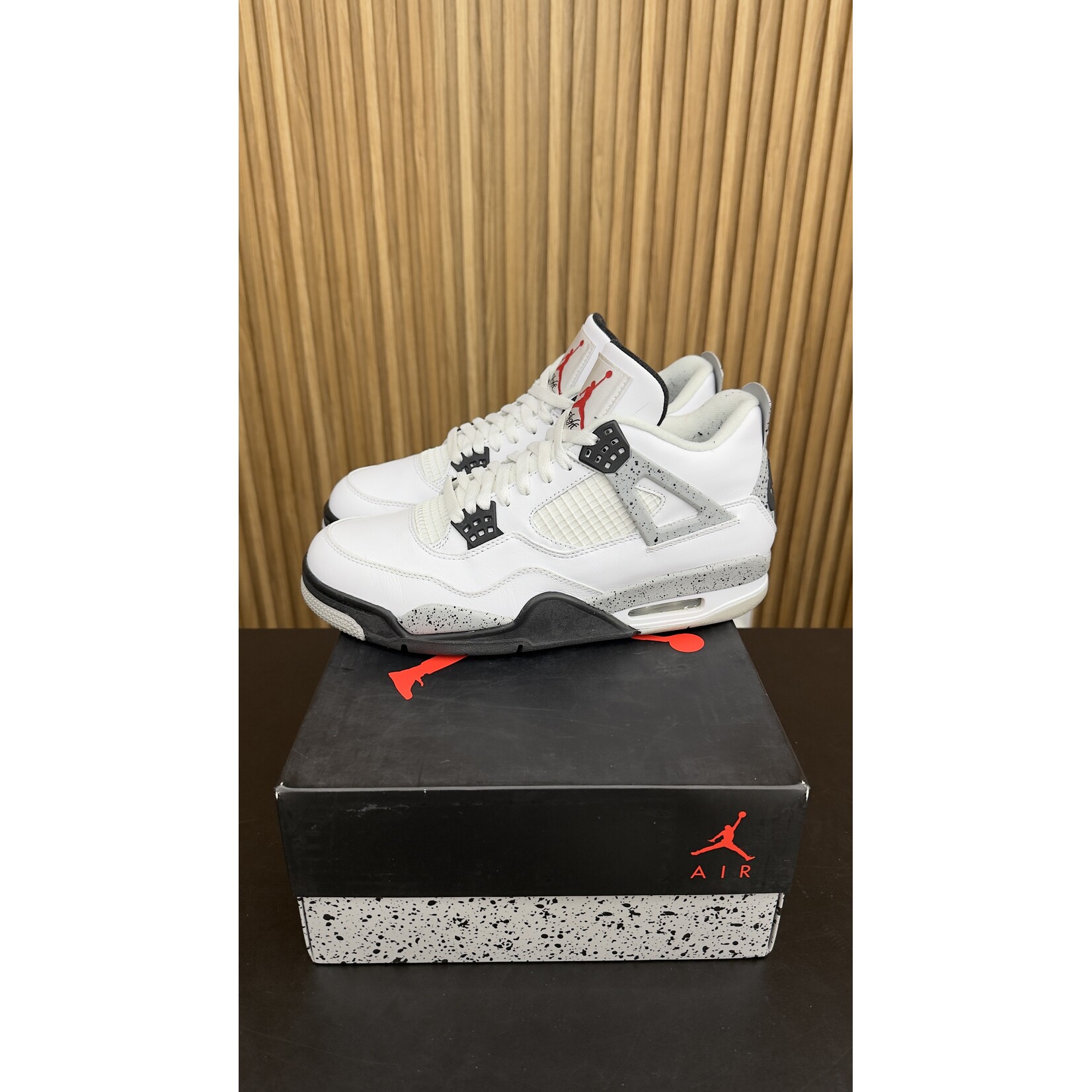 Jordan Jordan 4 Retro White Cement (2016) Size 10.5, PREOWNED
