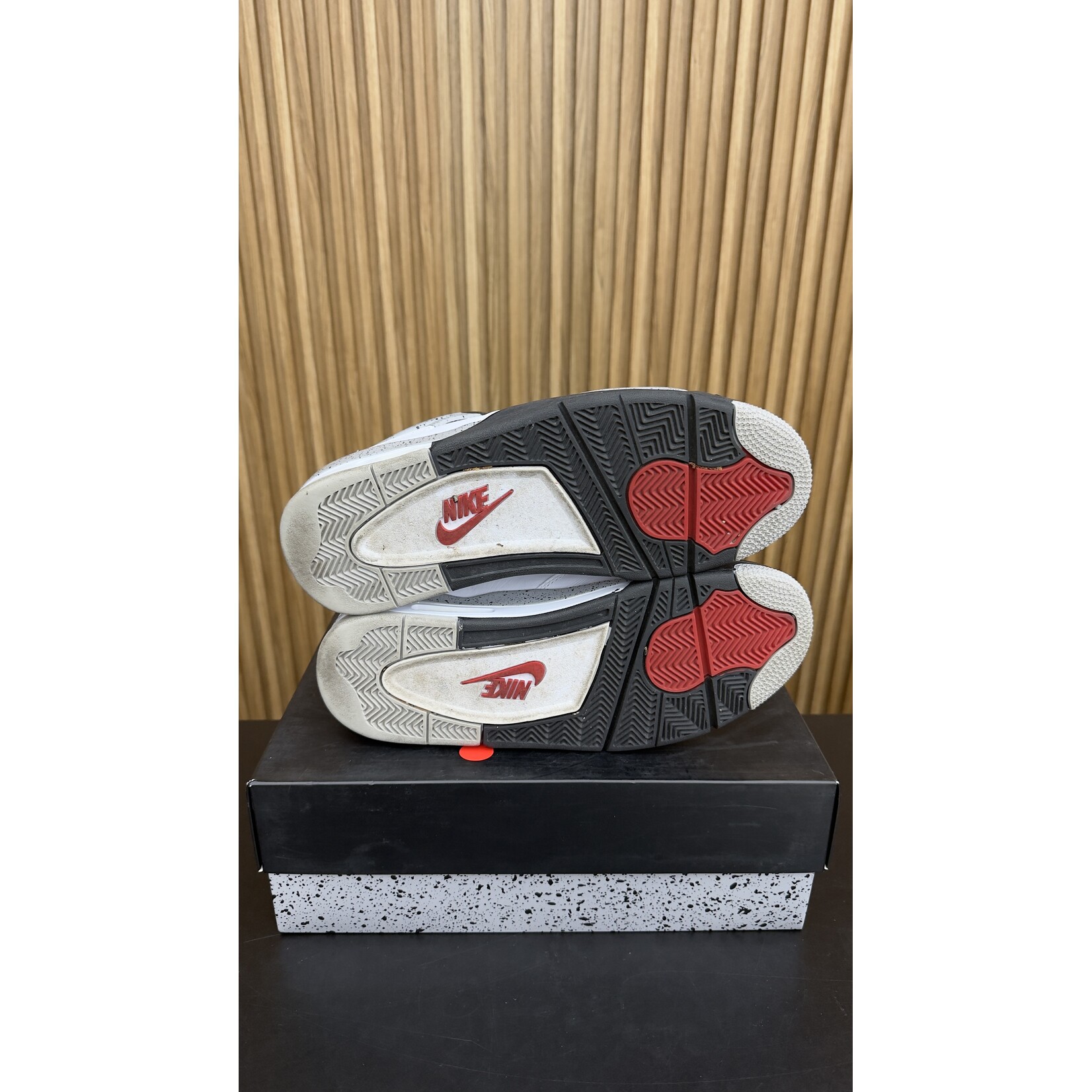 Jordan Jordan 4 Retro White Cement (2016) Size 10.5, PREOWNED