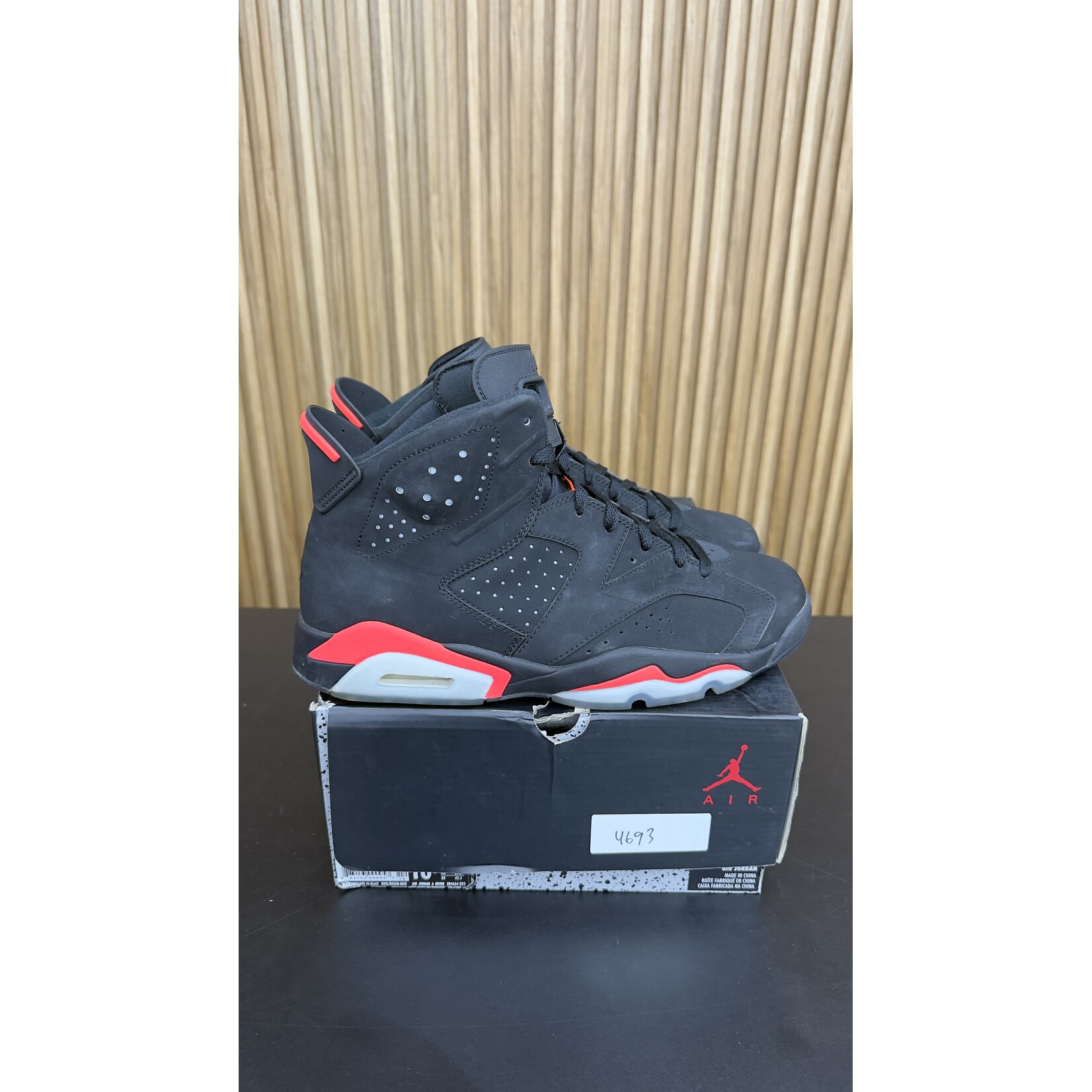 Jordan Jordan 6 Retro Infrared Black (2014) Size 10.5, PREOWNED
