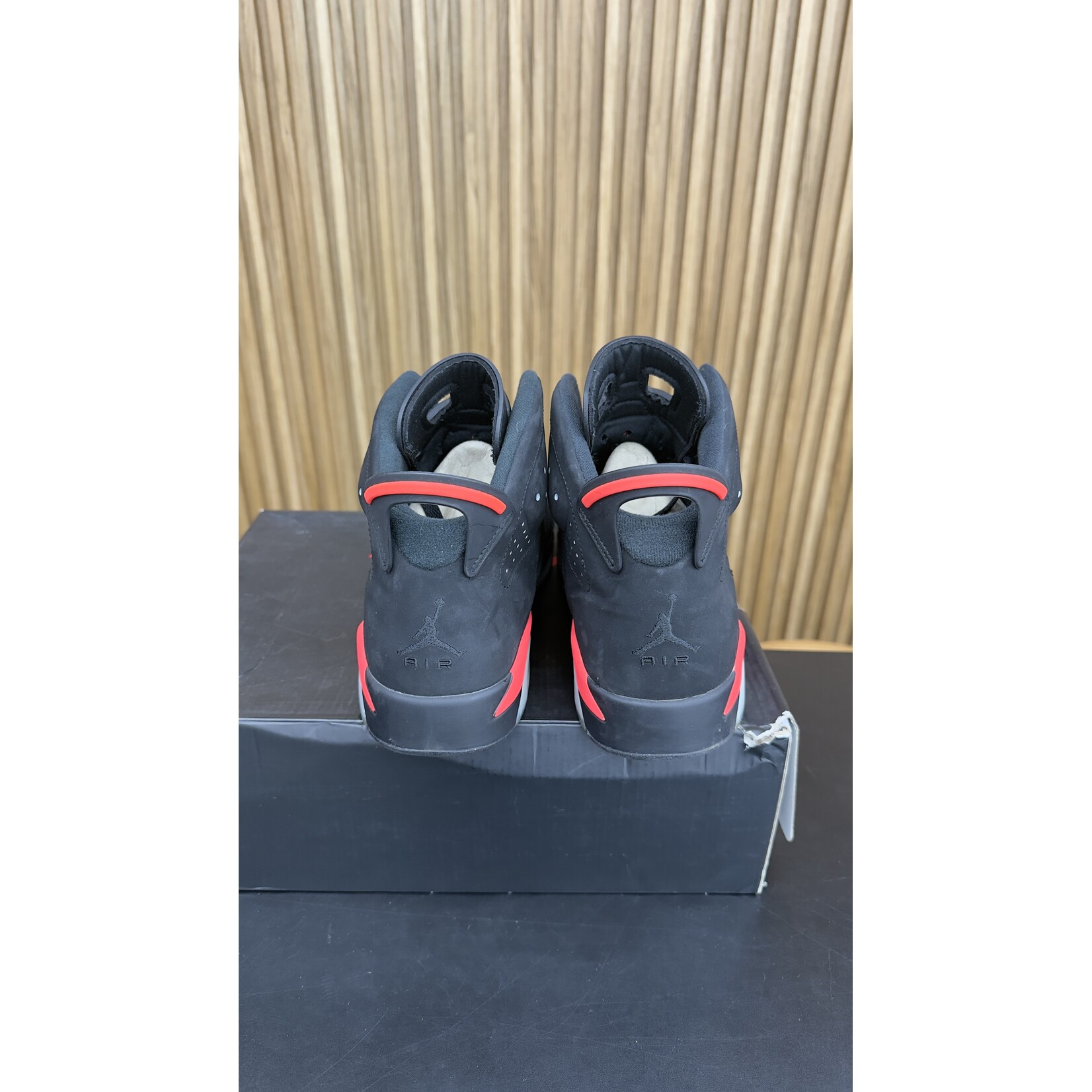 Jordan Jordan 6 Retro Infrared Black (2014) Size 10.5, PREOWNED