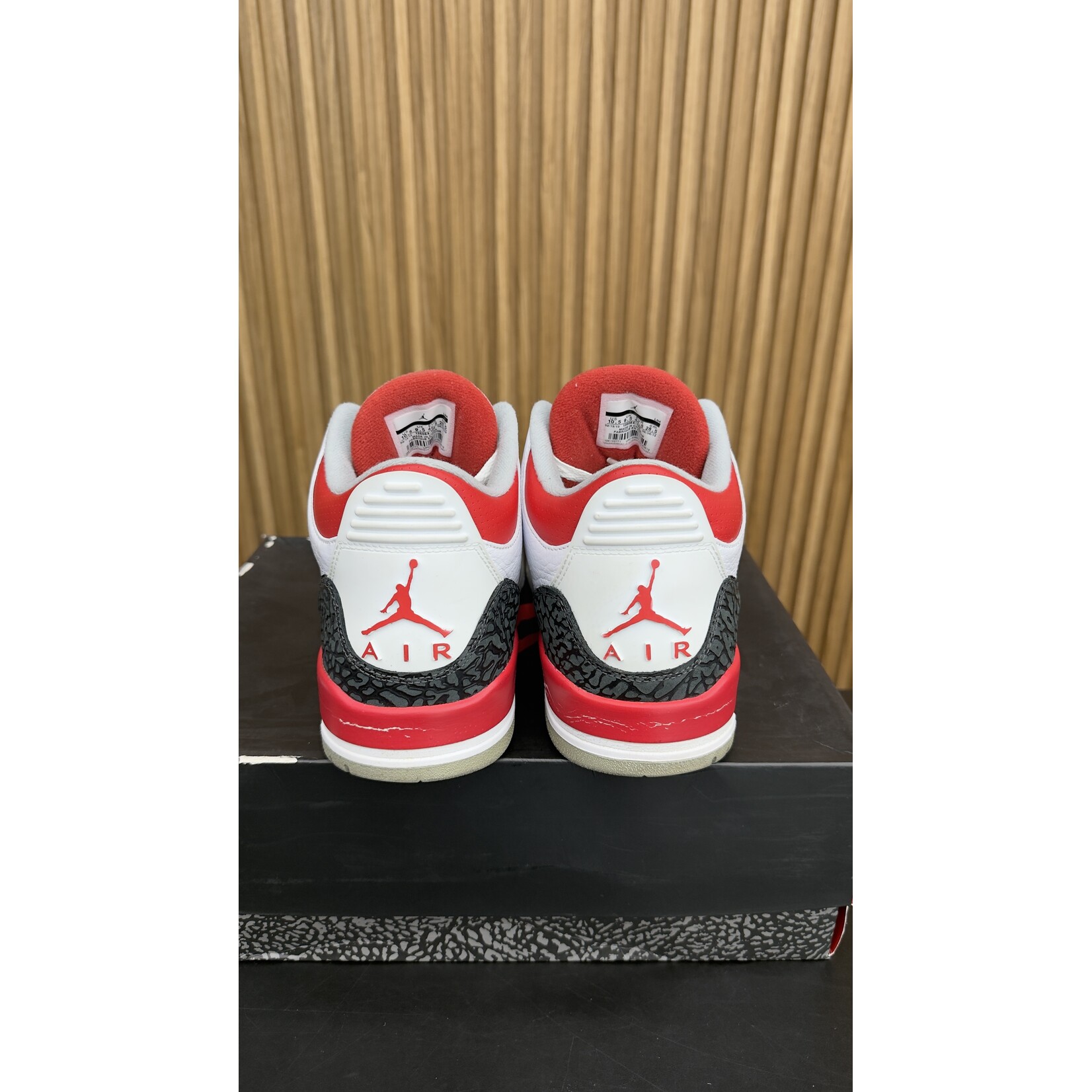 Jordan Jordan 3 Retro Fire Red (2013) Size 10.5, PREOWNED