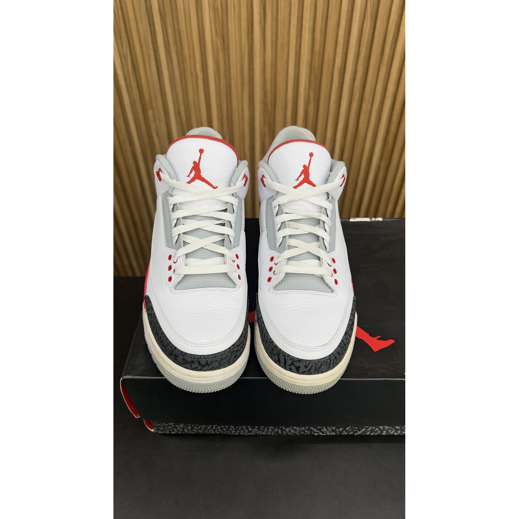 Jordan Jordan 3 Retro Fire Red (2013) Size 10.5, PREOWNED