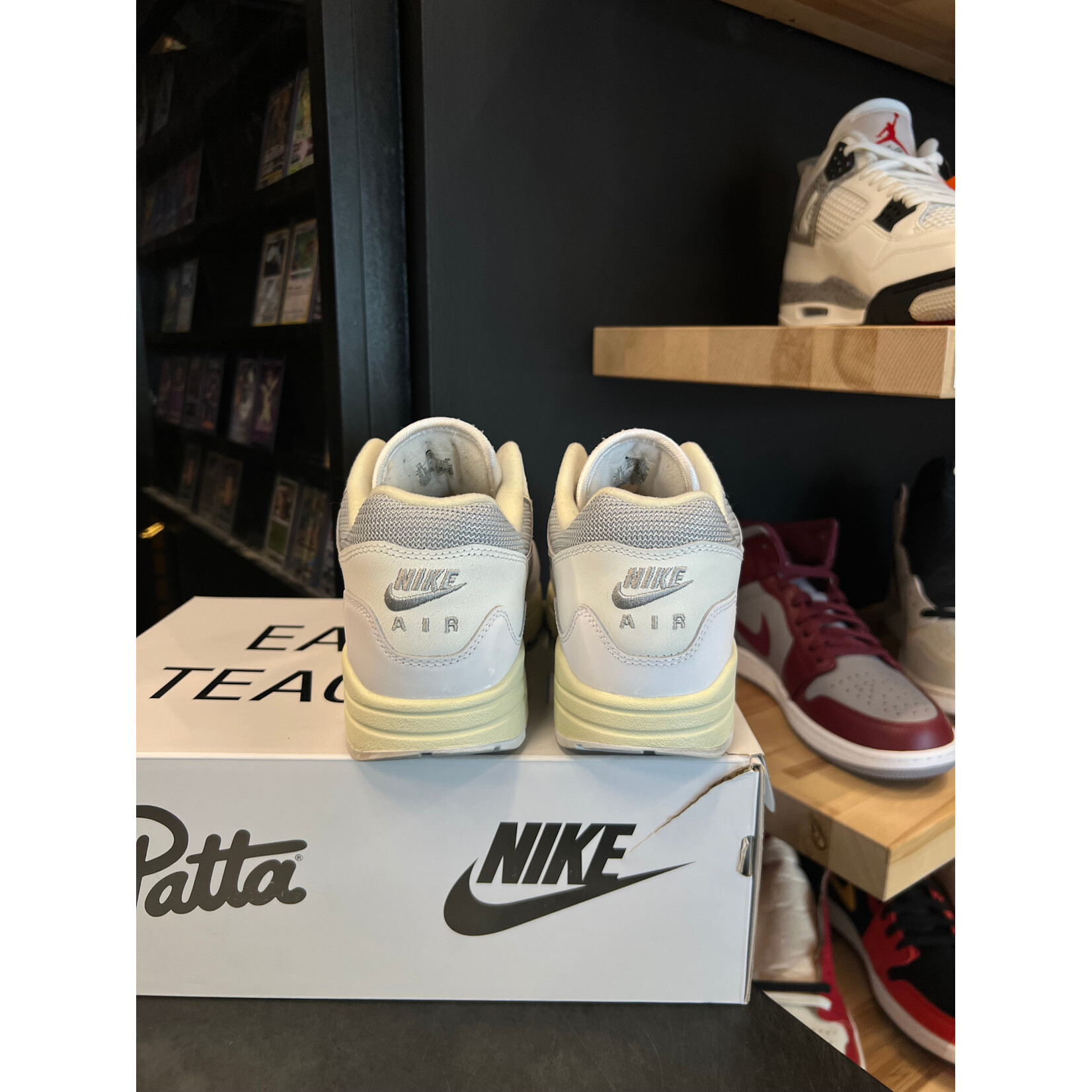 Nike Nike Air Max 1 Patta Waves White Size 10, PREOWNED