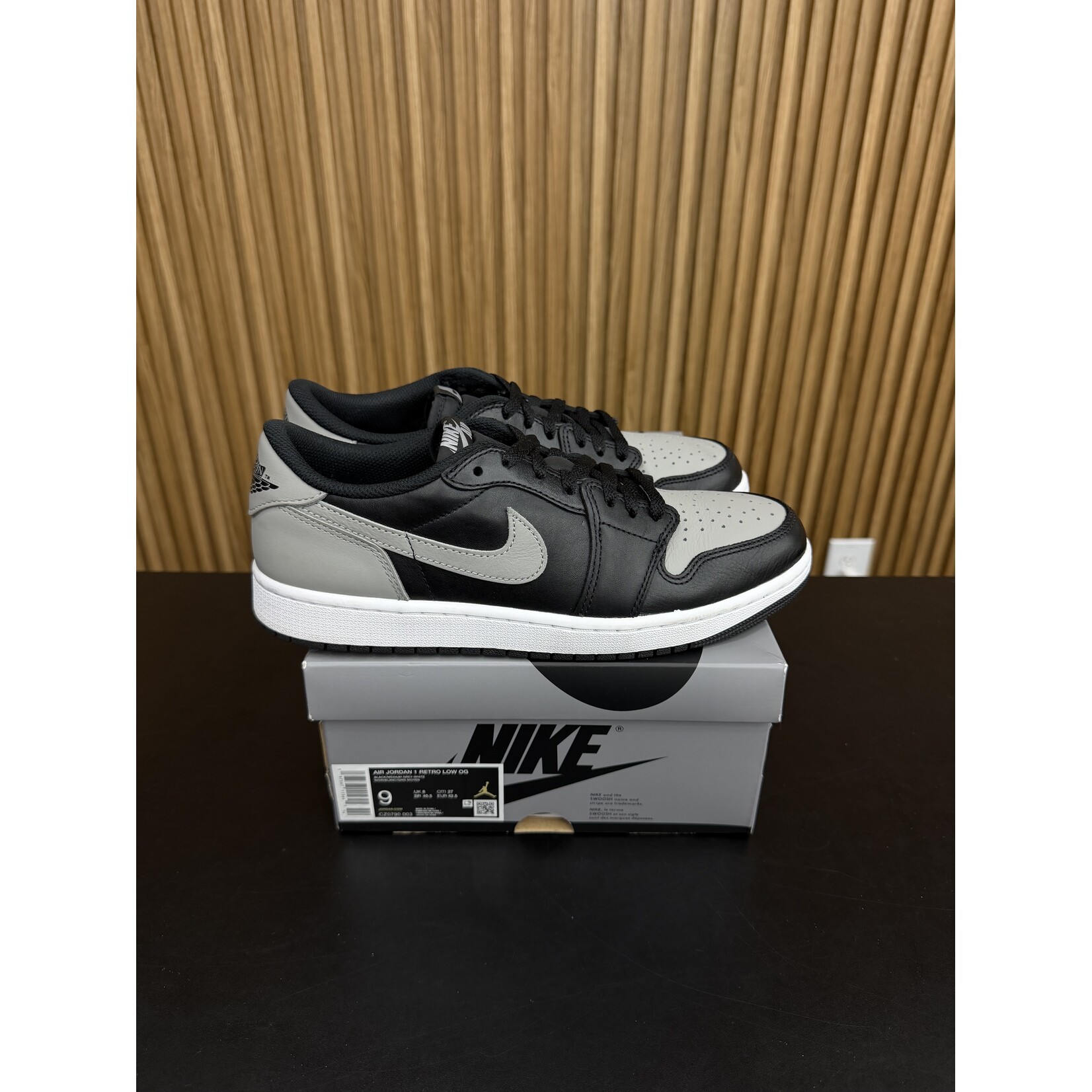 Jordan Jordan 1 Retro Low OG Shadow (2024) Size 9, PREOWNED