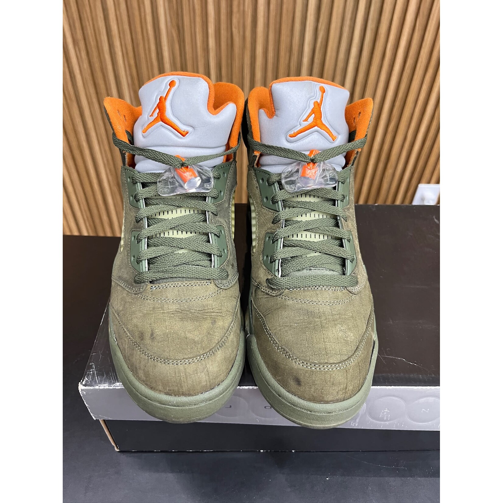 Jordan Jordan 5 Olive (2006) Size 10.5, PREOWNED*