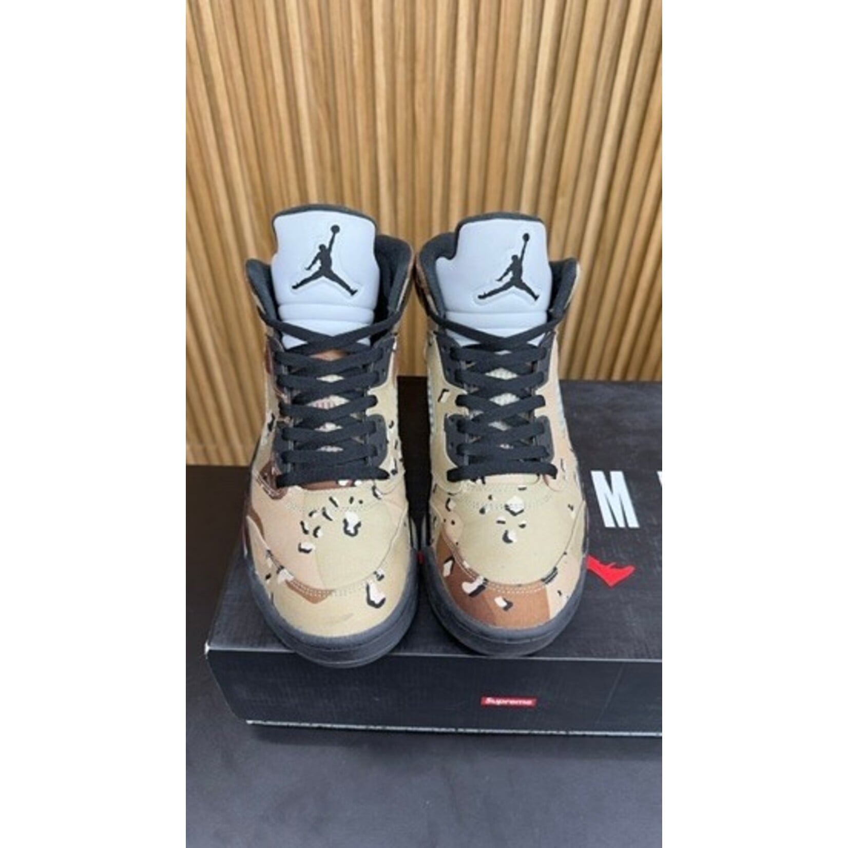 Jordan Jordan 5 Retro Supreme Desert Camo Size 9.5, PREOWNED