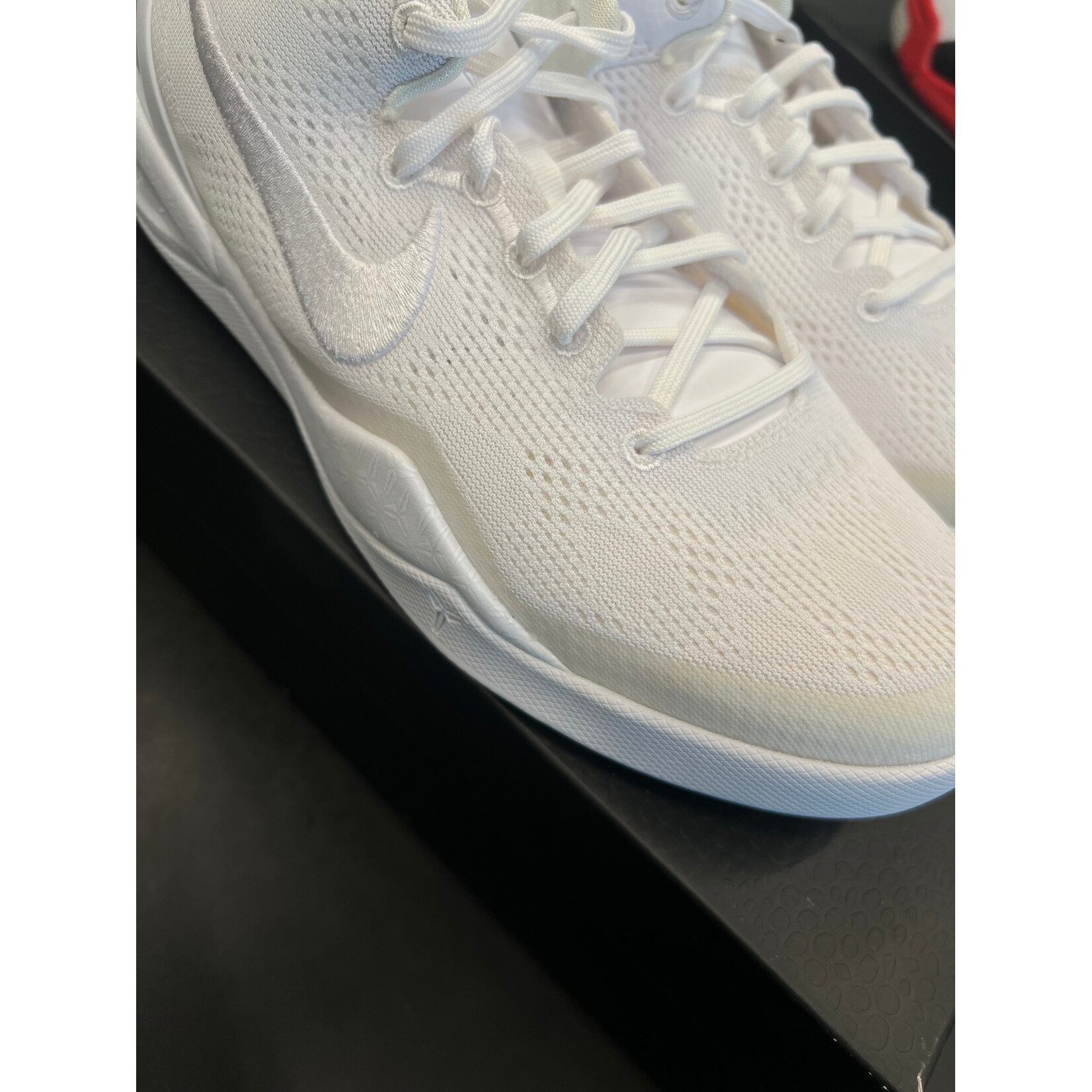 Nike Nike Kobe 8 Protro Halo (GS) Size 7y, DS BRAND NEW*
