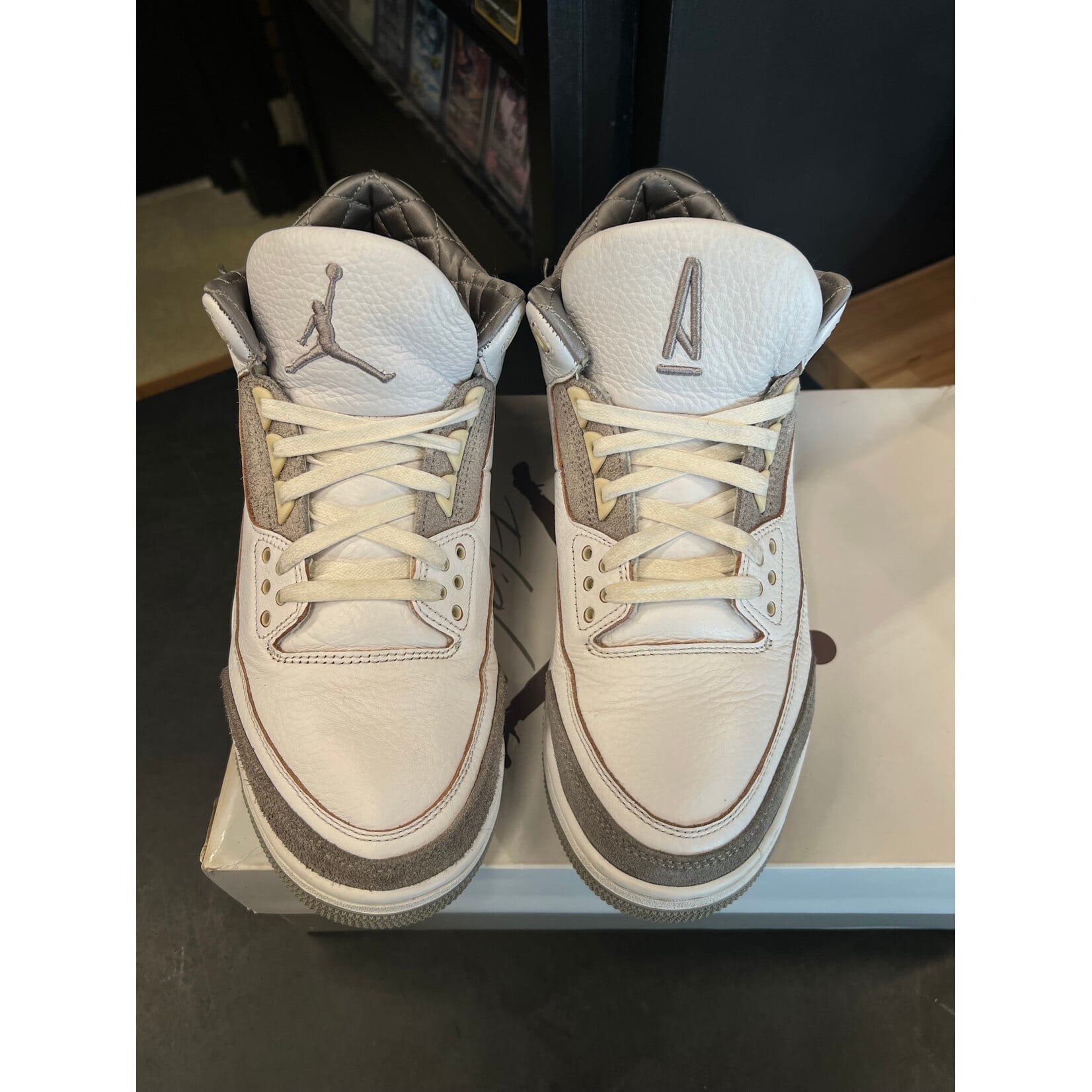 Jordan Jordan 3 Retro SP A Ma Maniére (Women's) Size 10.5W, PREOWNED