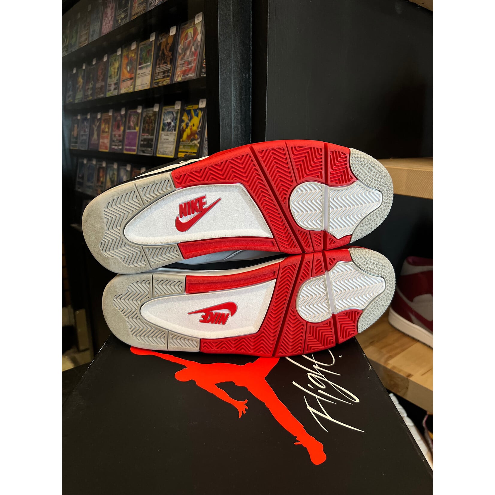 Jordan Jordan 4 Retro Fire Red (2020) Fire Red (2020) Size 12, PREOWNED