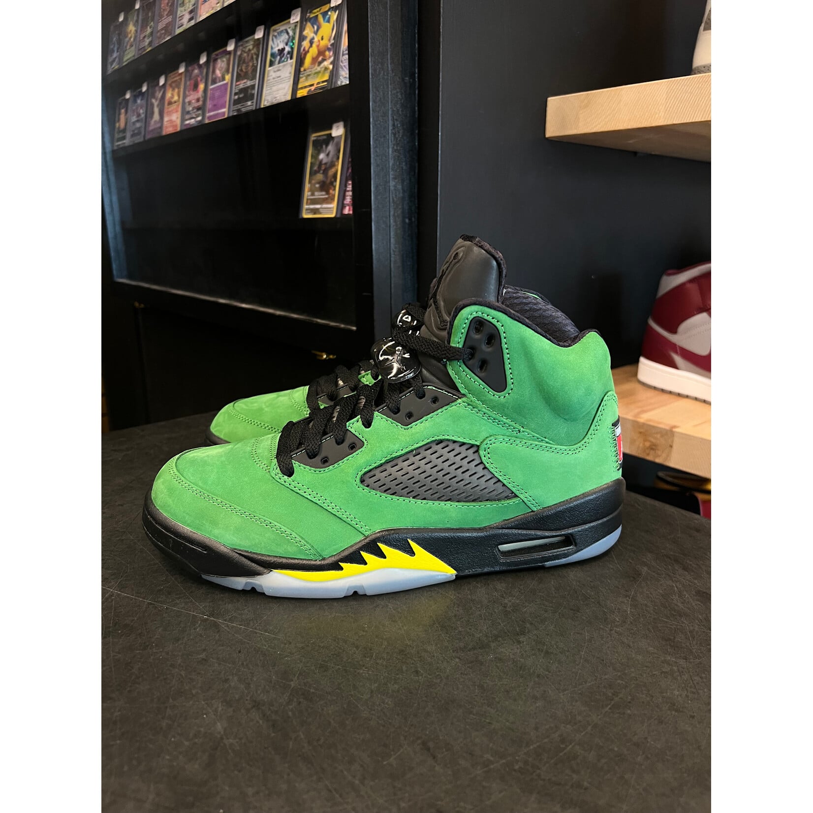 Jordan Jordan 5 Retro SE Oregon Size 8.5, PREOWNED