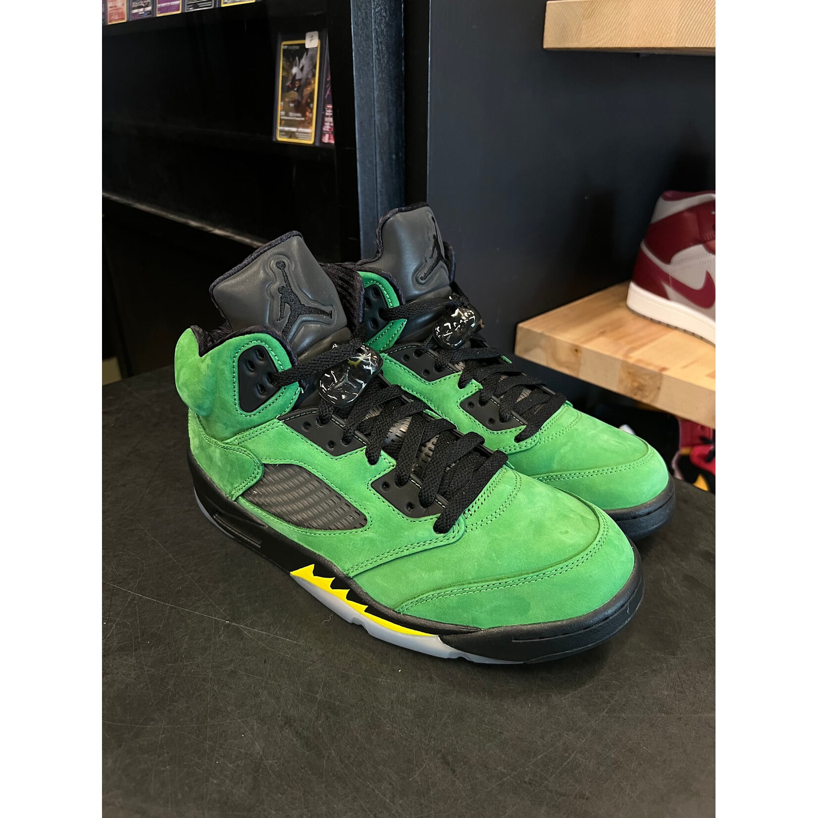 Jordan Jordan 5 Retro SE Oregon Size 8.5, PREOWNED