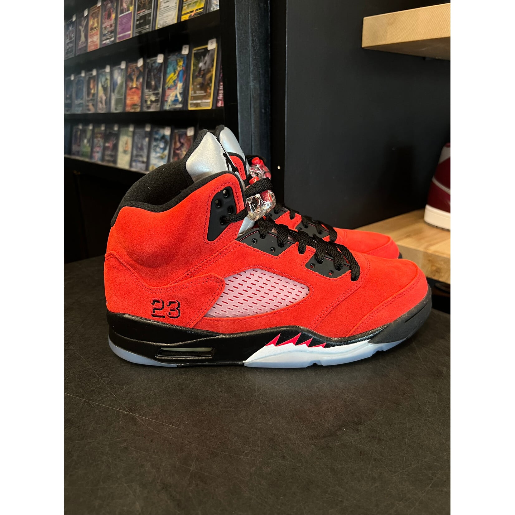 Jordan Jordan 5 Retro Raging Bull Red (2021) Size 8.5, PREOWNED
