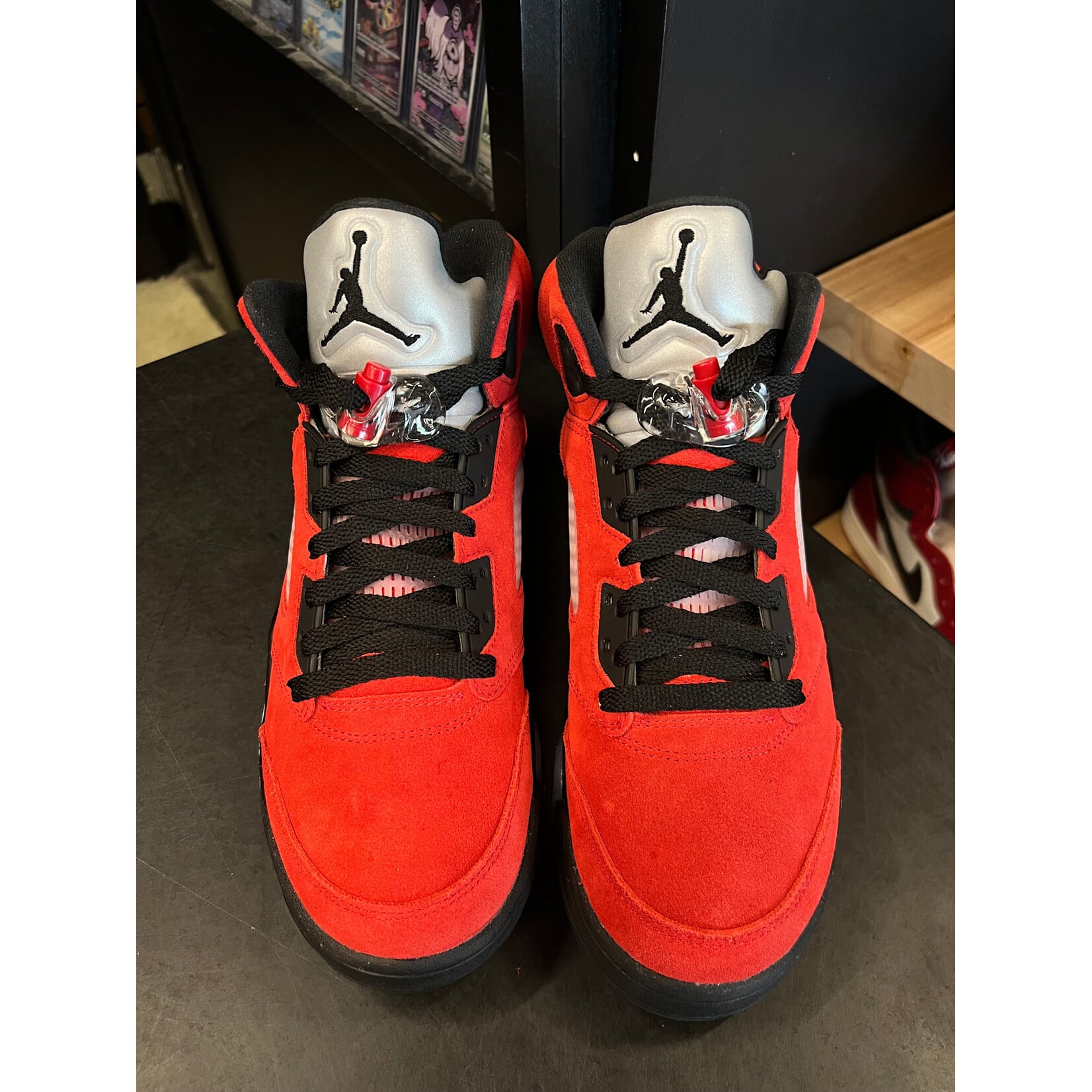 Jordan Jordan 5 Retro Raging Bull Red (2021) Size 8.5, PREOWNED