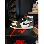Jordan Jordan 1 Retro High Dark Mocha Size 8, PREOWNED