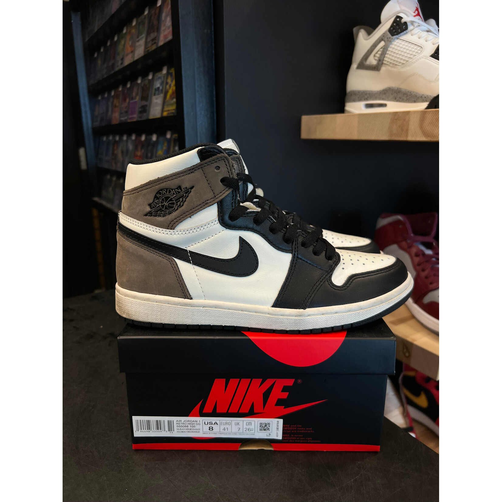 Jordan Jordan 1 Retro High Dark Mocha Size 8, PREOWNED