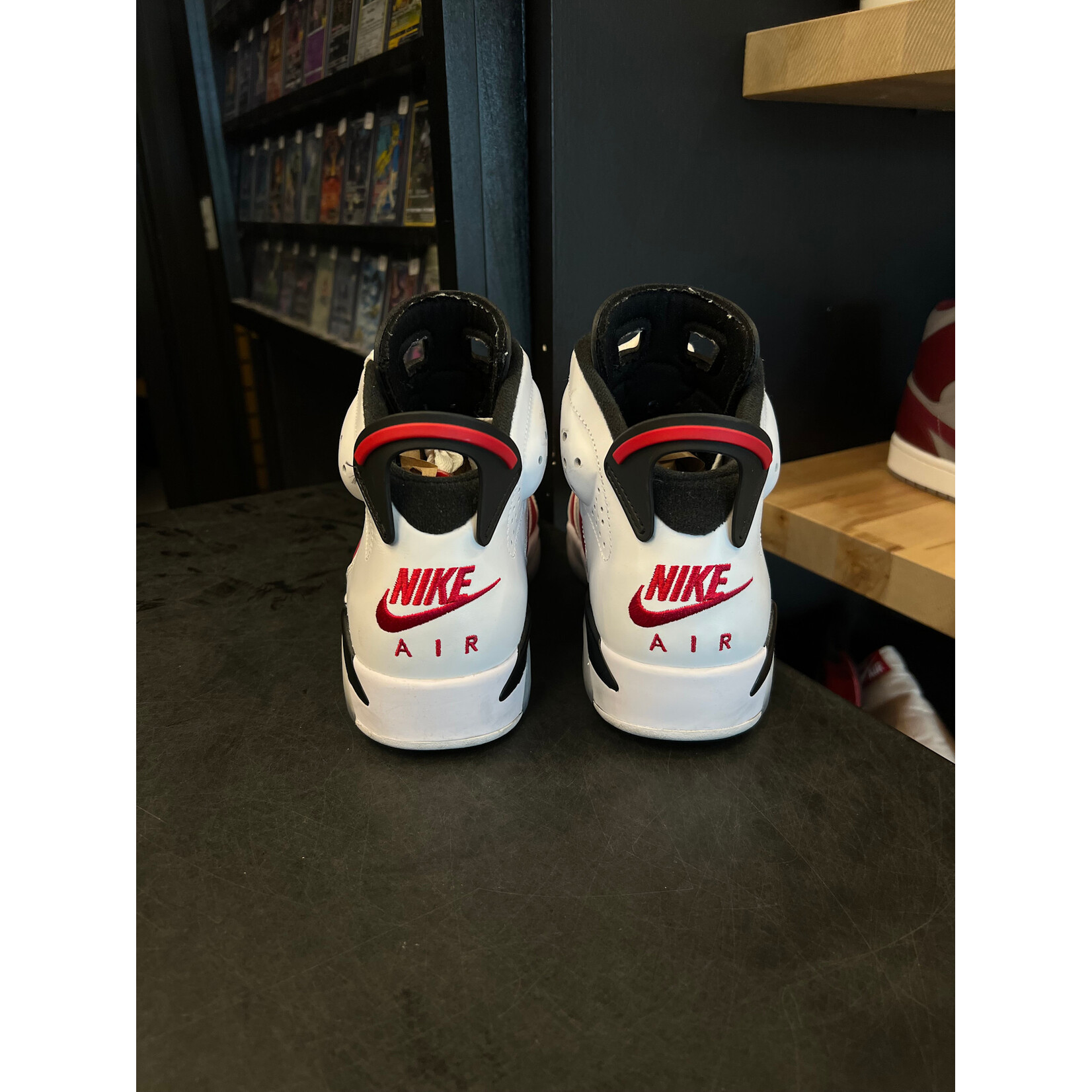 Jordan Jordan 6 Retro Carmine (2021) Size 8, PREOWNED