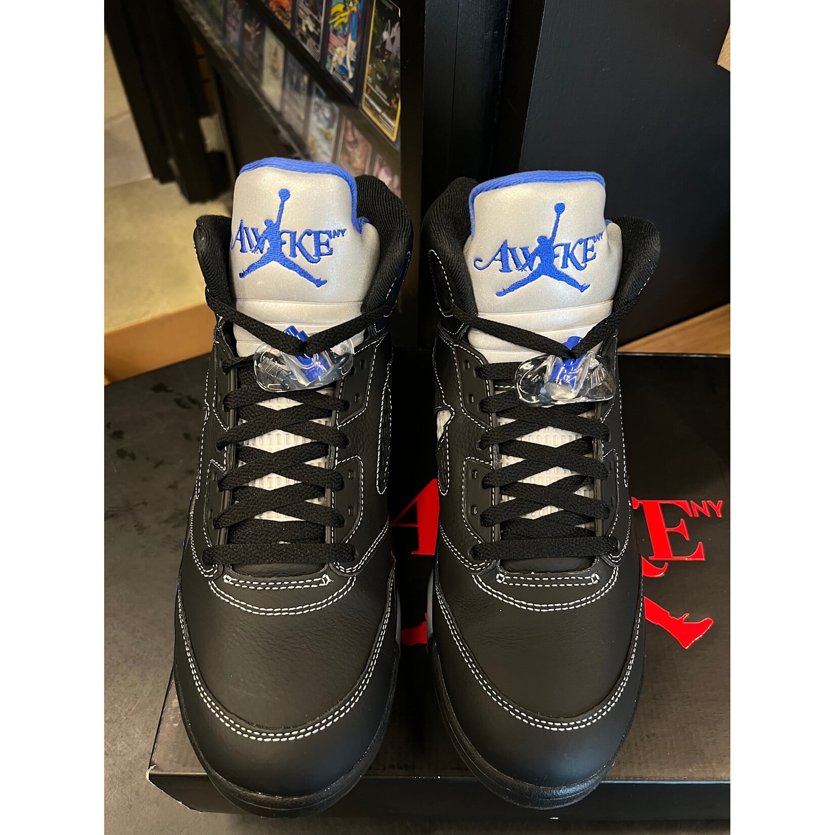 Jordan Jordan 5 Retro Awake NY Black Size 10.5, PREOWNED