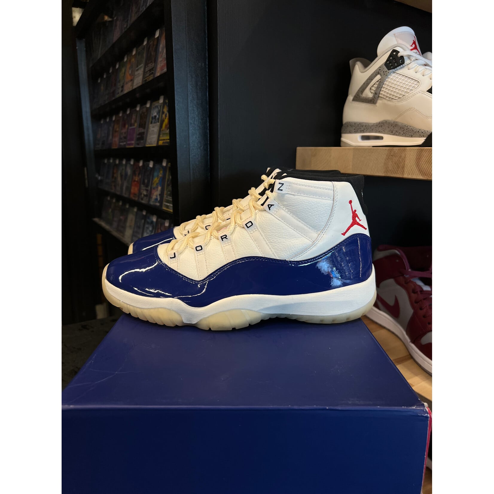 Jordan Jordan 11 Retro Rare Air Size 10.5, PREOWNED