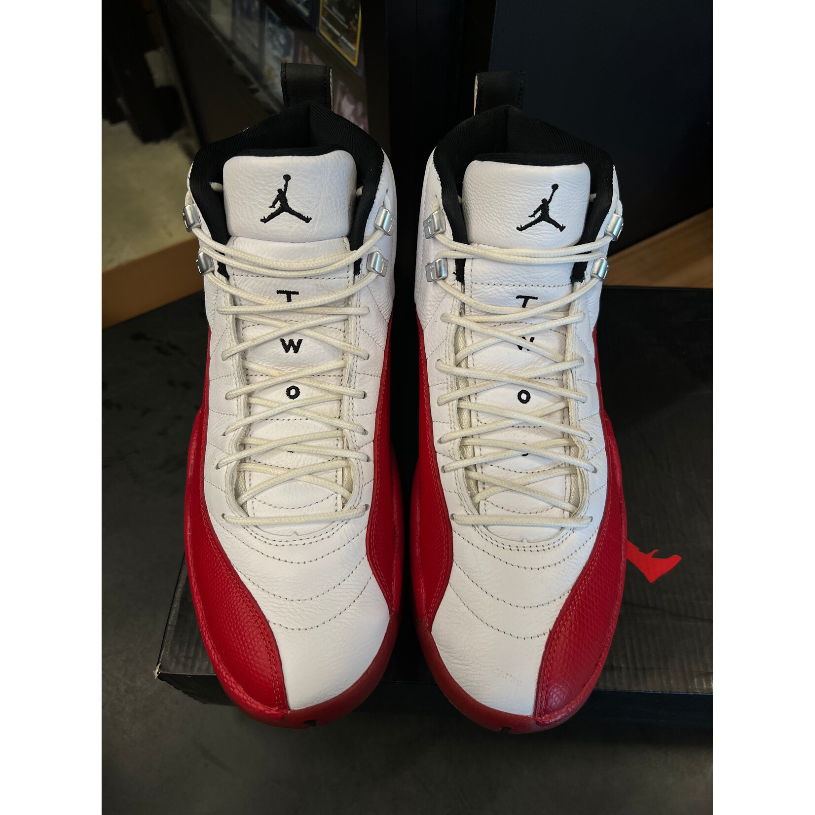 Jordan Jordan 12 Retro Cherry (2023) Size 11, PREOWNED