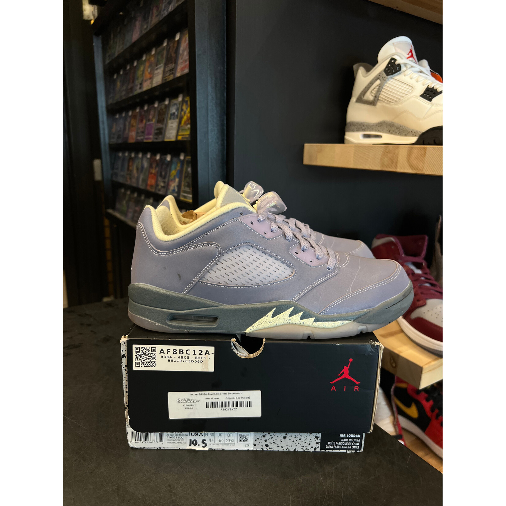 Jordan Jordan 5 Retro Low Indigo Haze (Women's) Size 12W, PREOWNED