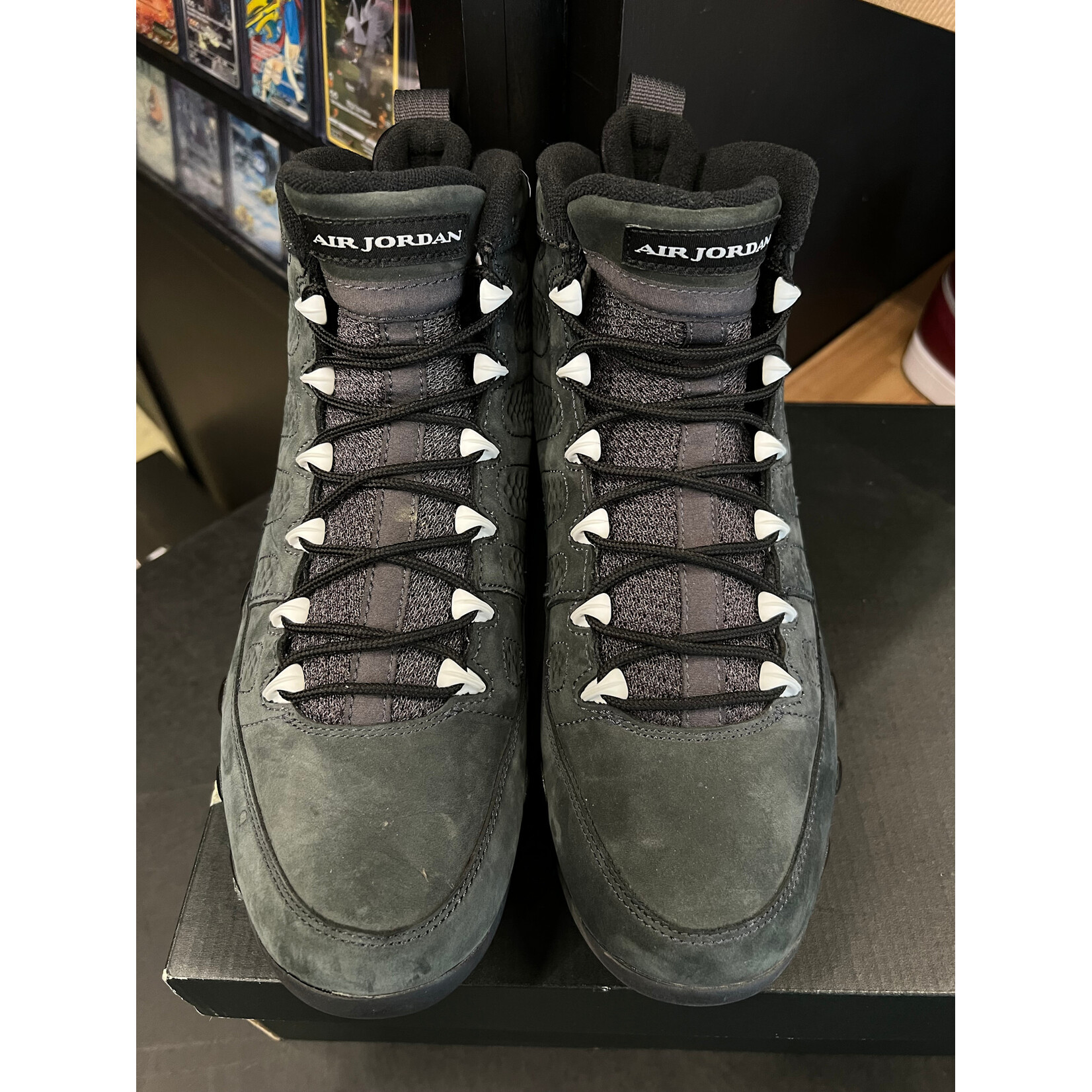 Jordan Jordan 9 Retro Anthracite Size 9.5, PREOWNED