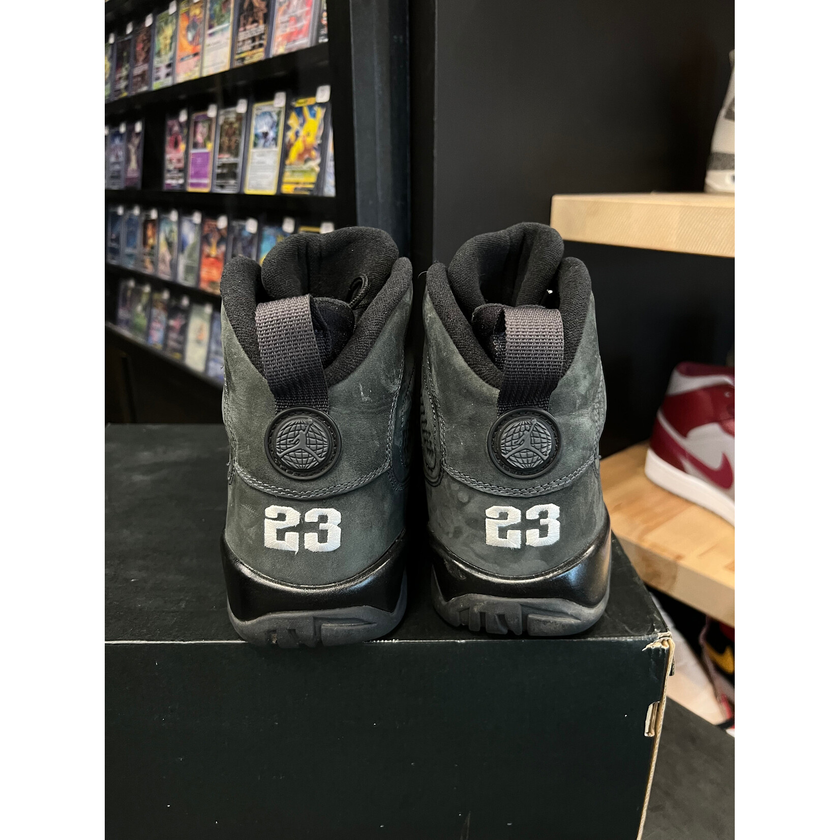 Jordan Jordan 9 Retro Anthracite Size 9.5, PREOWNED