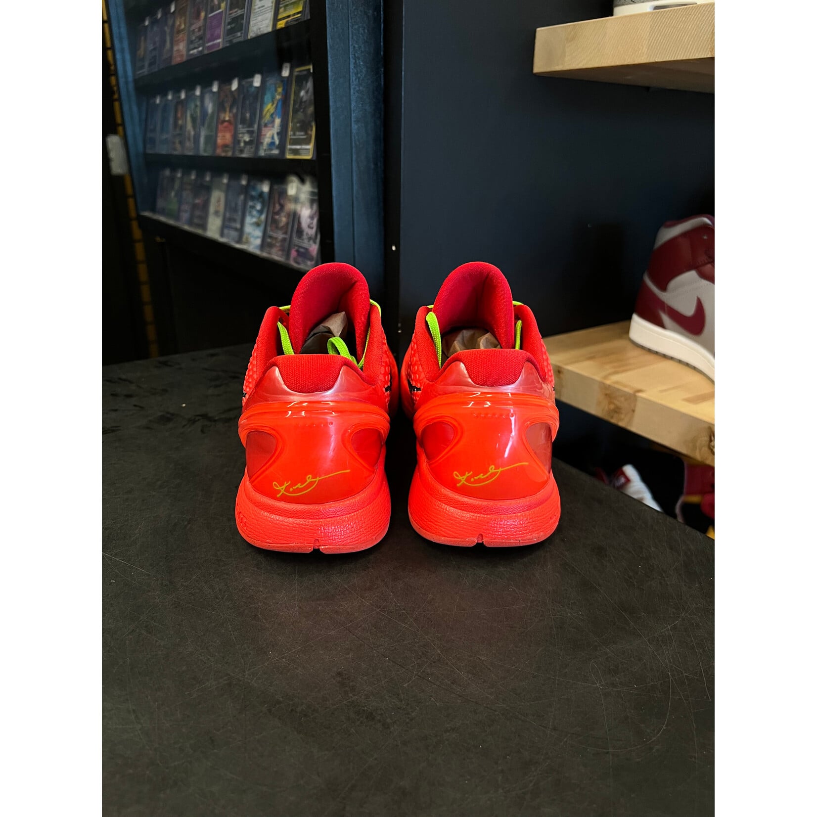 Nike Nike Kobe 6 Protro Reverse Grinch Size 10.5, PREOWNED