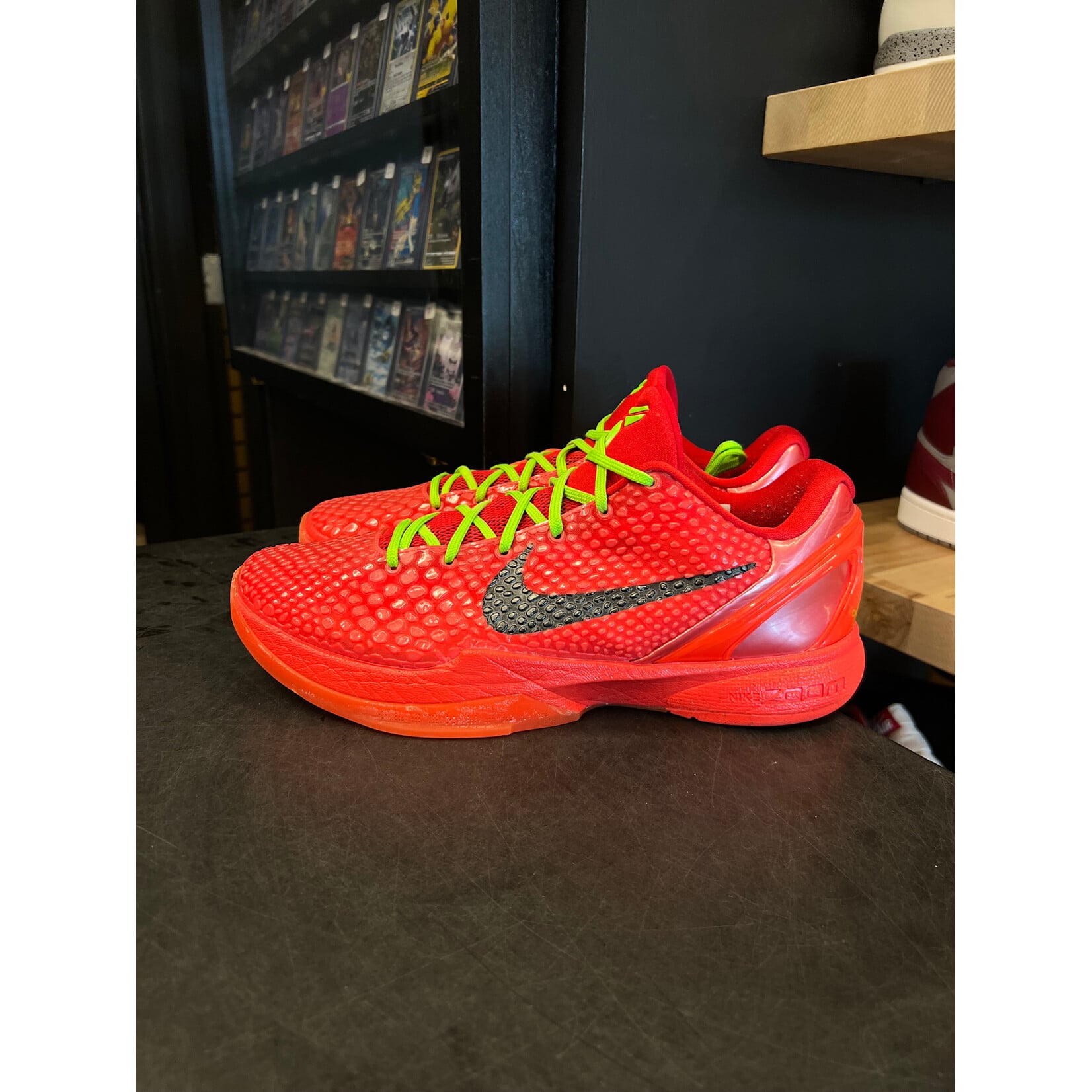 Nike Nike Kobe 6 Protro Reverse Grinch Size 10.5, PREOWNED