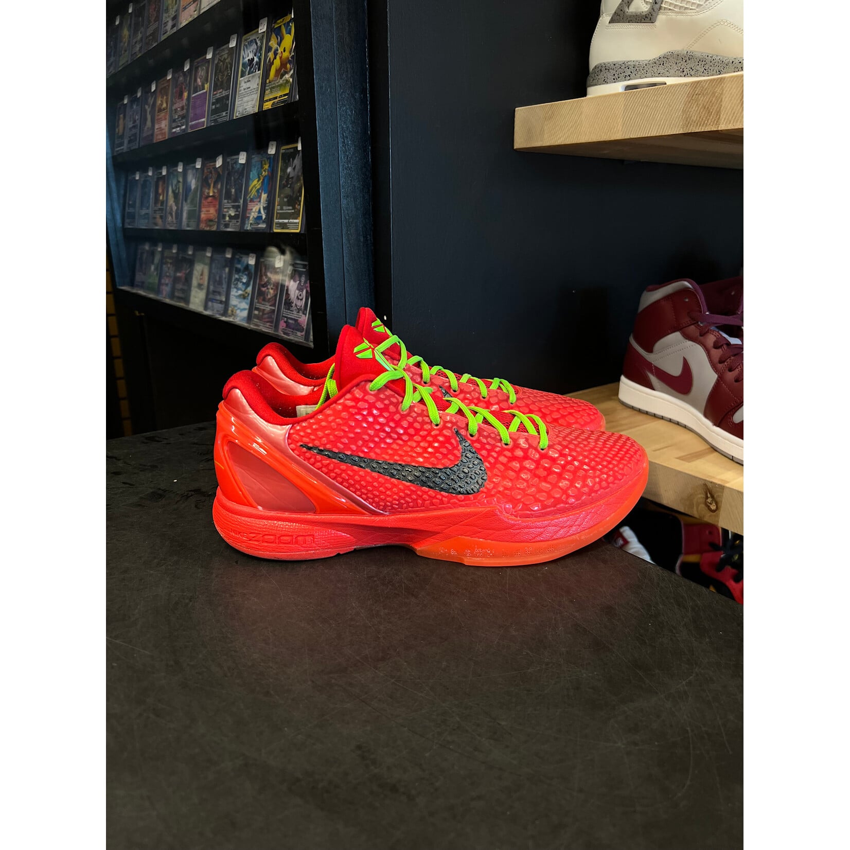 Nike Nike Kobe 6 Protro Reverse Grinch Size 10.5, PREOWNED