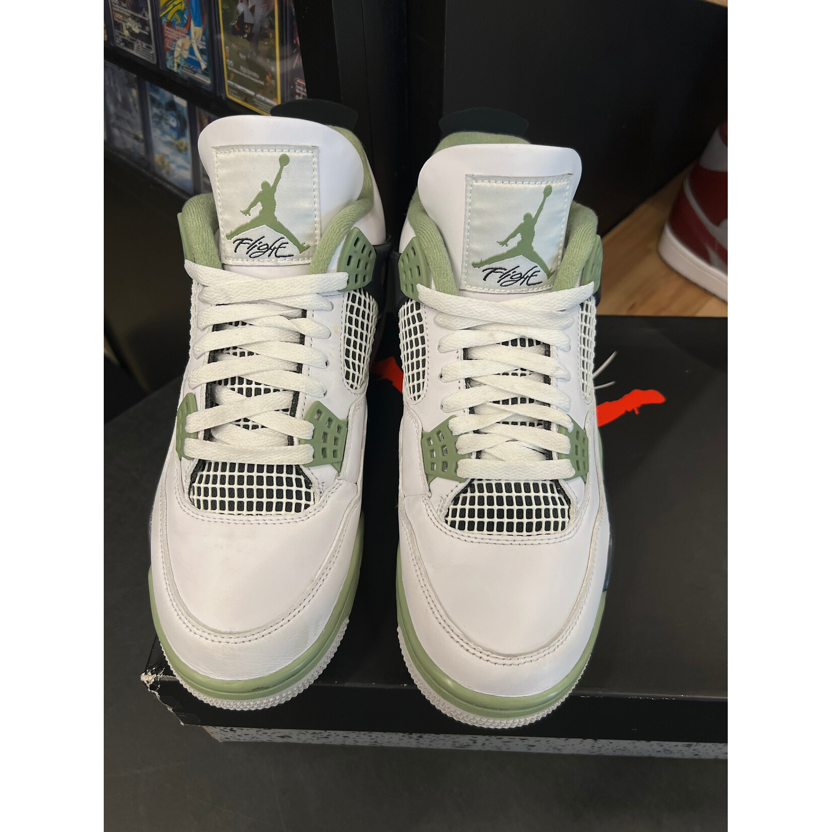 Jordan Jordan 4 Retro Seafoam (Women's) Size 10W, PREOWNED