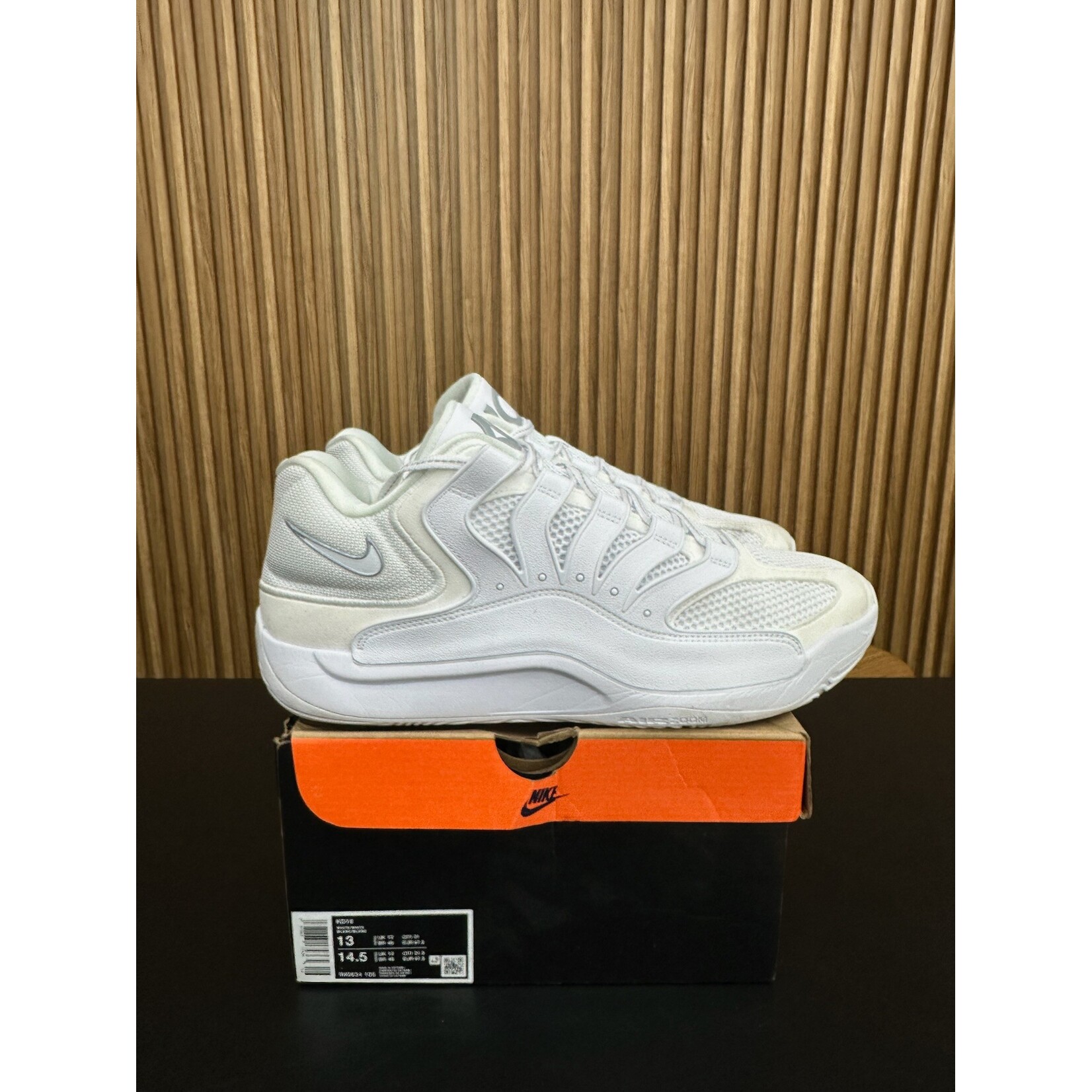 Nike Nike KD 18 TB White Size 13, PREOWNED
