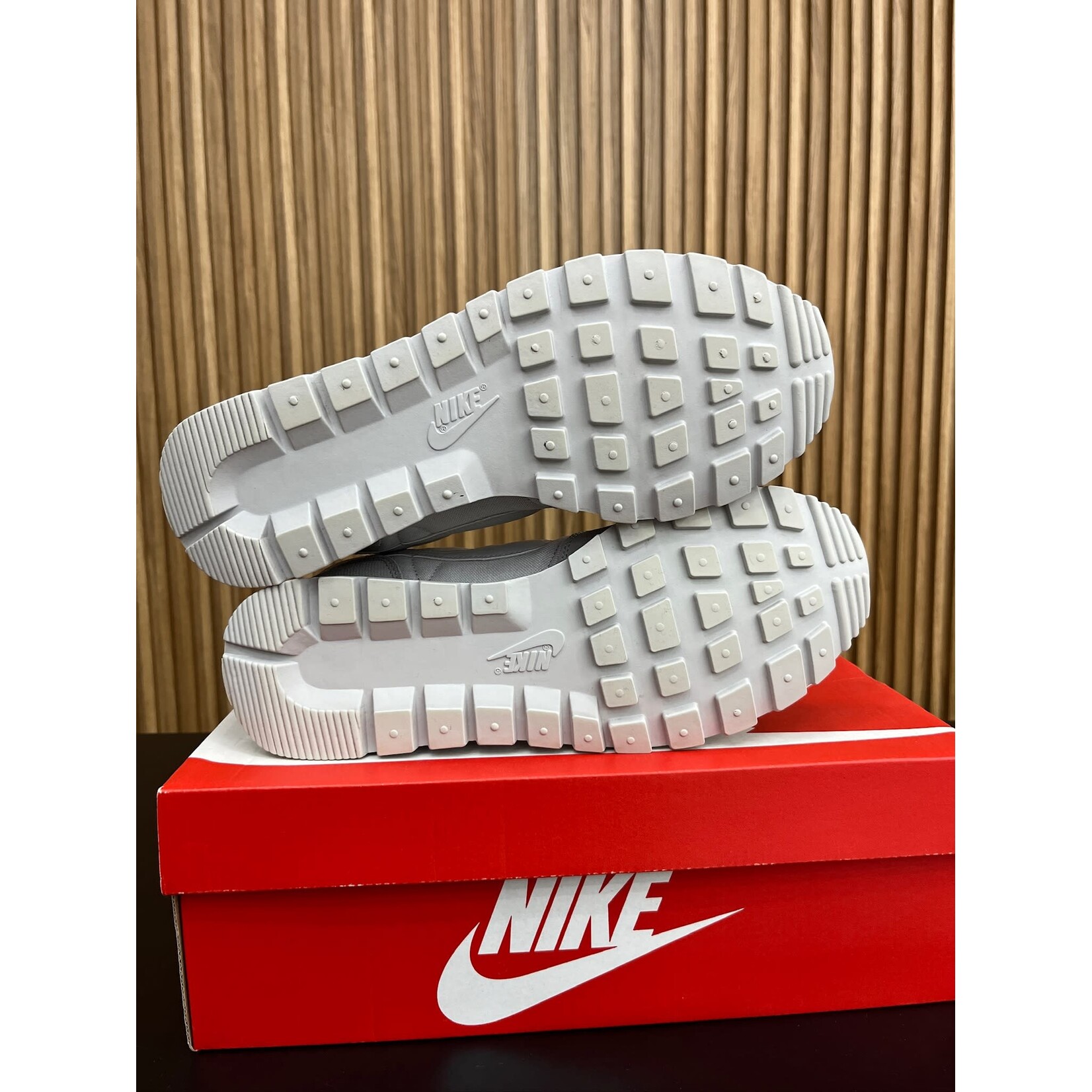 Nike Nike Air Pegasus 83 Premium Vintage Grey Fog Size 8, PREOWNED