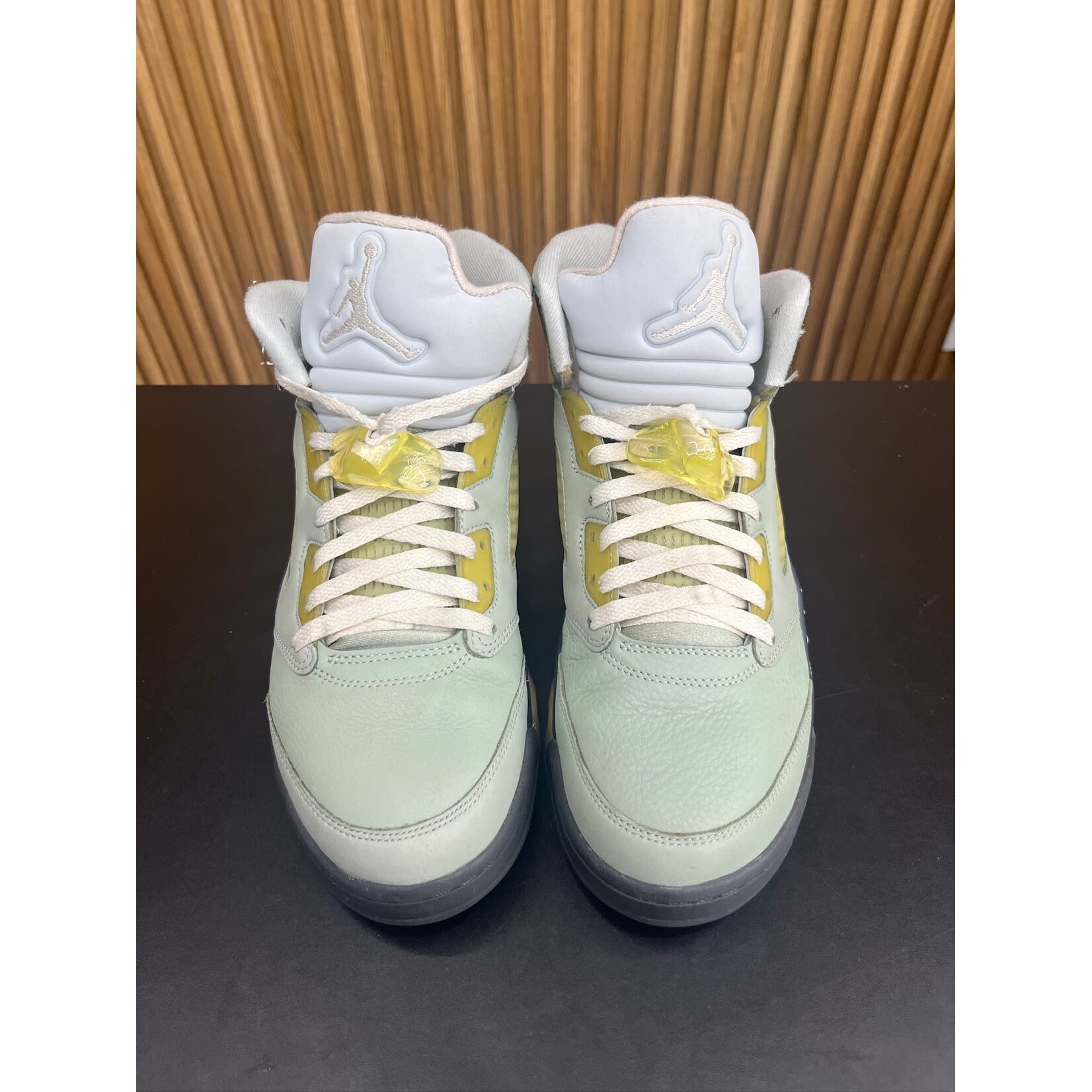Jordan Jordan 5 Retro Jade Horizon Size 10, PREOWNED NO BOX